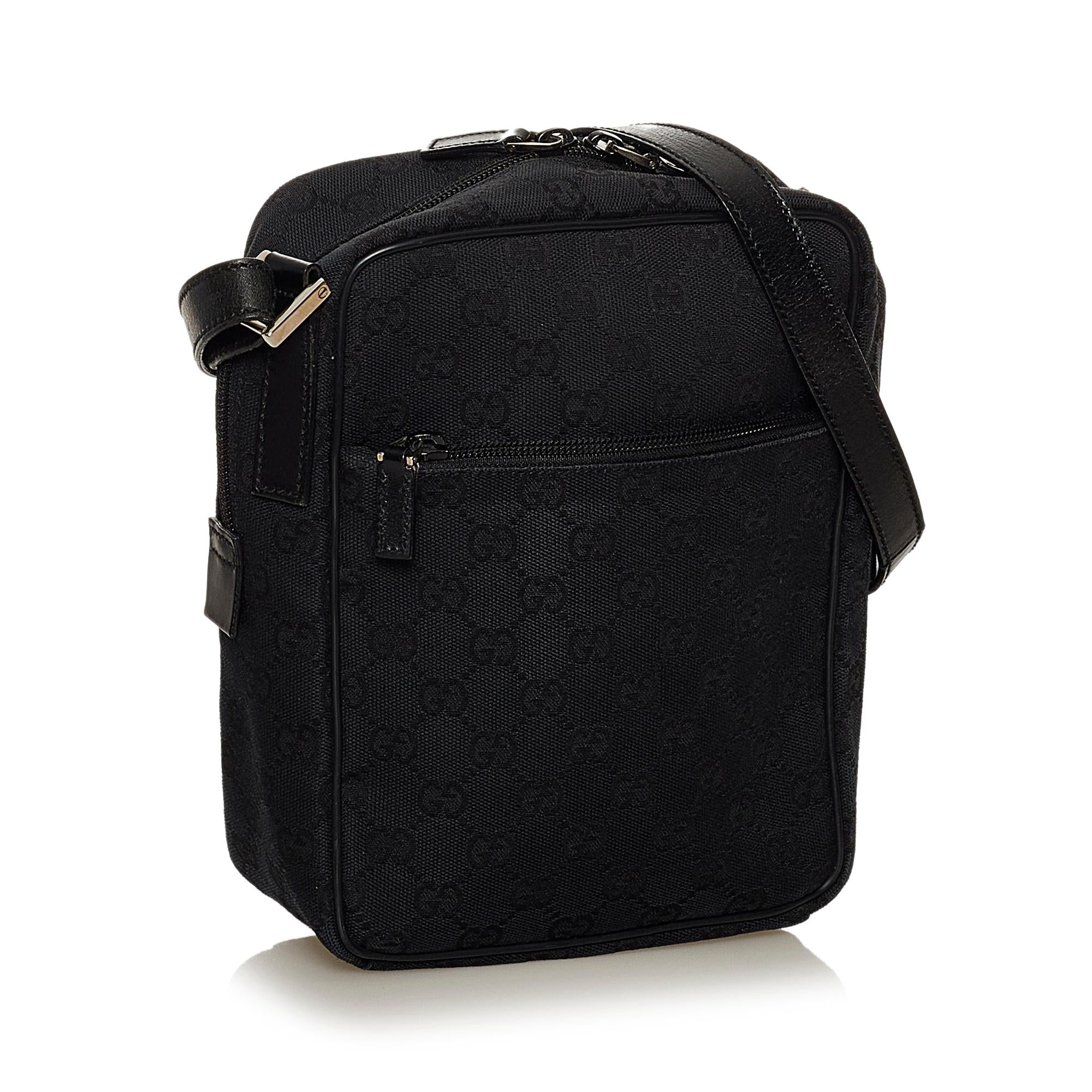 Gucci Gucci Nylon Crossbody Bag (SHG-29269)