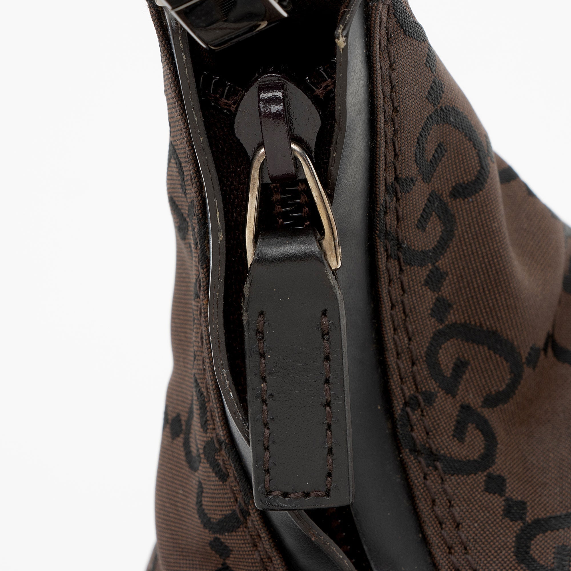 Gucci GG Nylon Hobo (SHF-9U8enc)