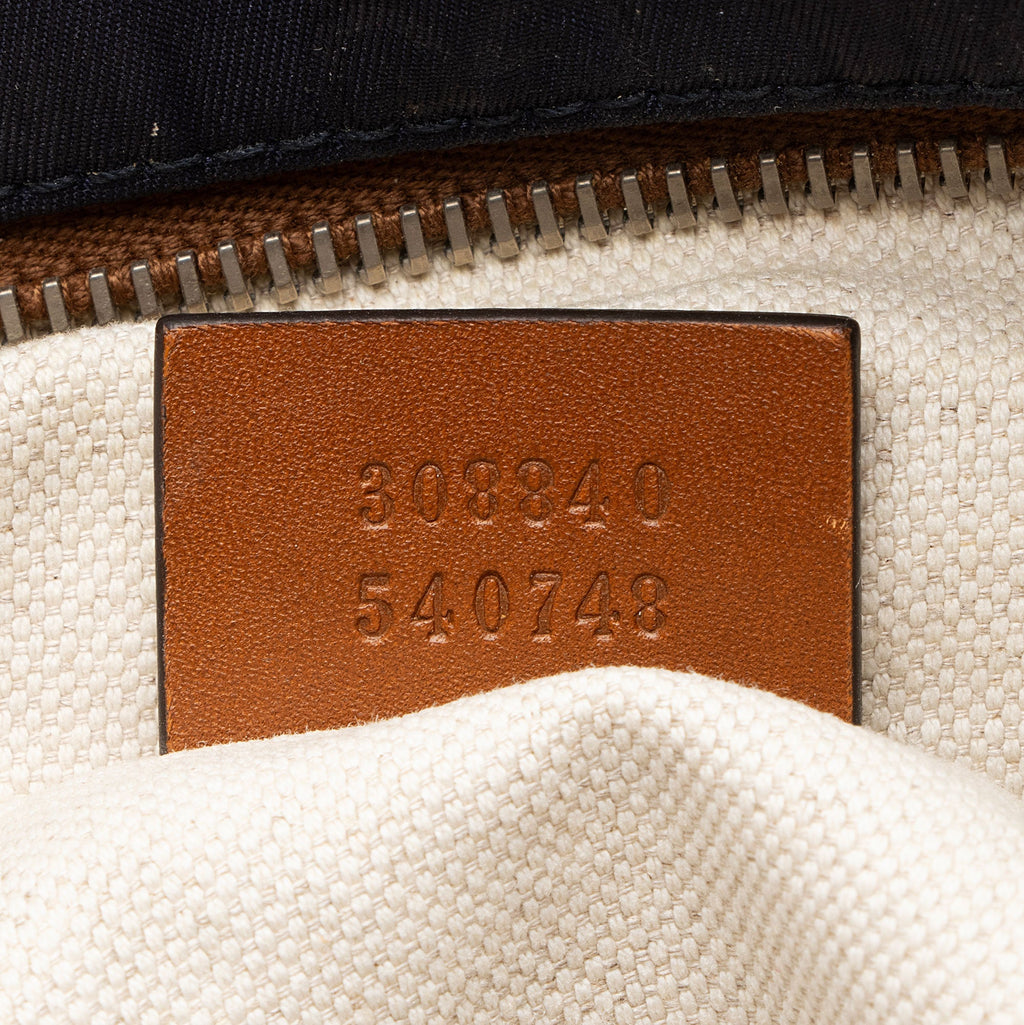 Gucci GG Nylon MessLBger