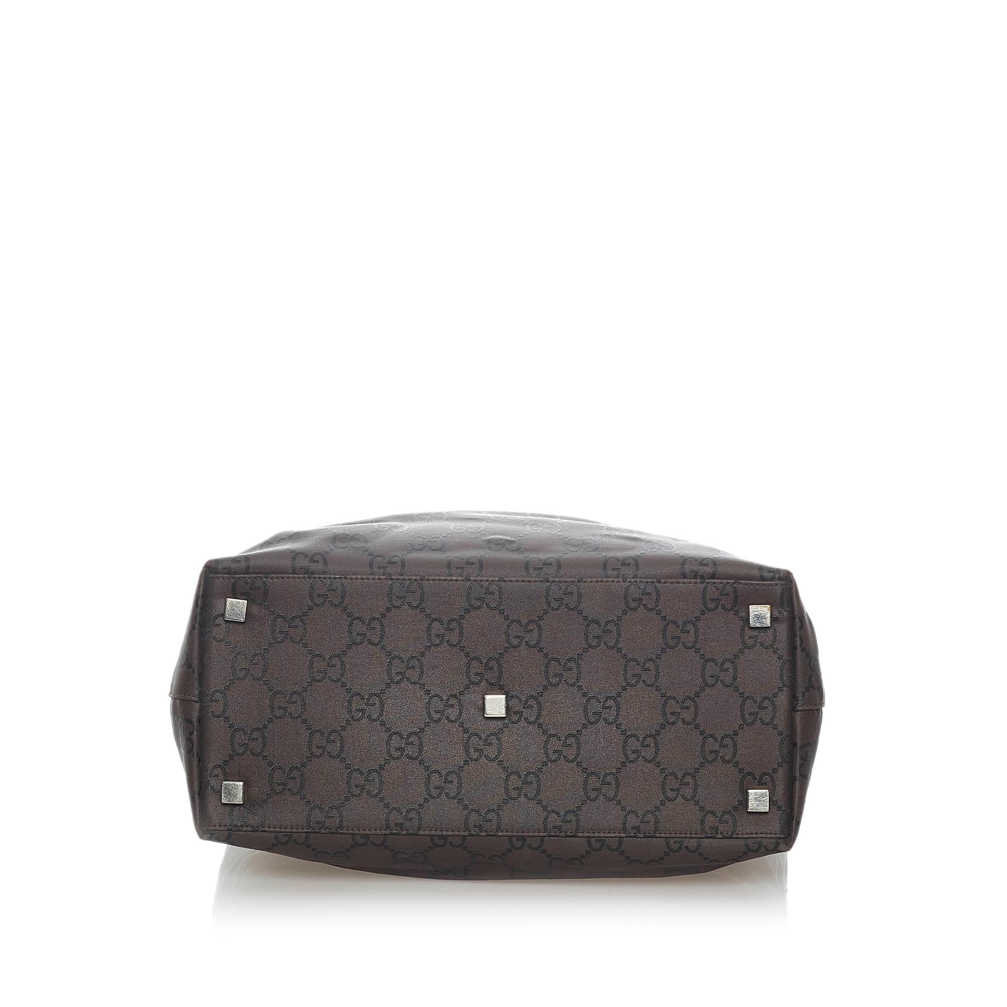 Gucci Gucci Nylon Satchel (SHG-32203)