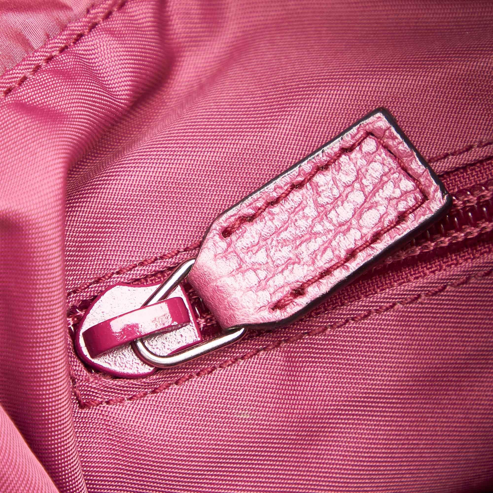Gucci Gucci Nylon Satchel (SHG-32511)