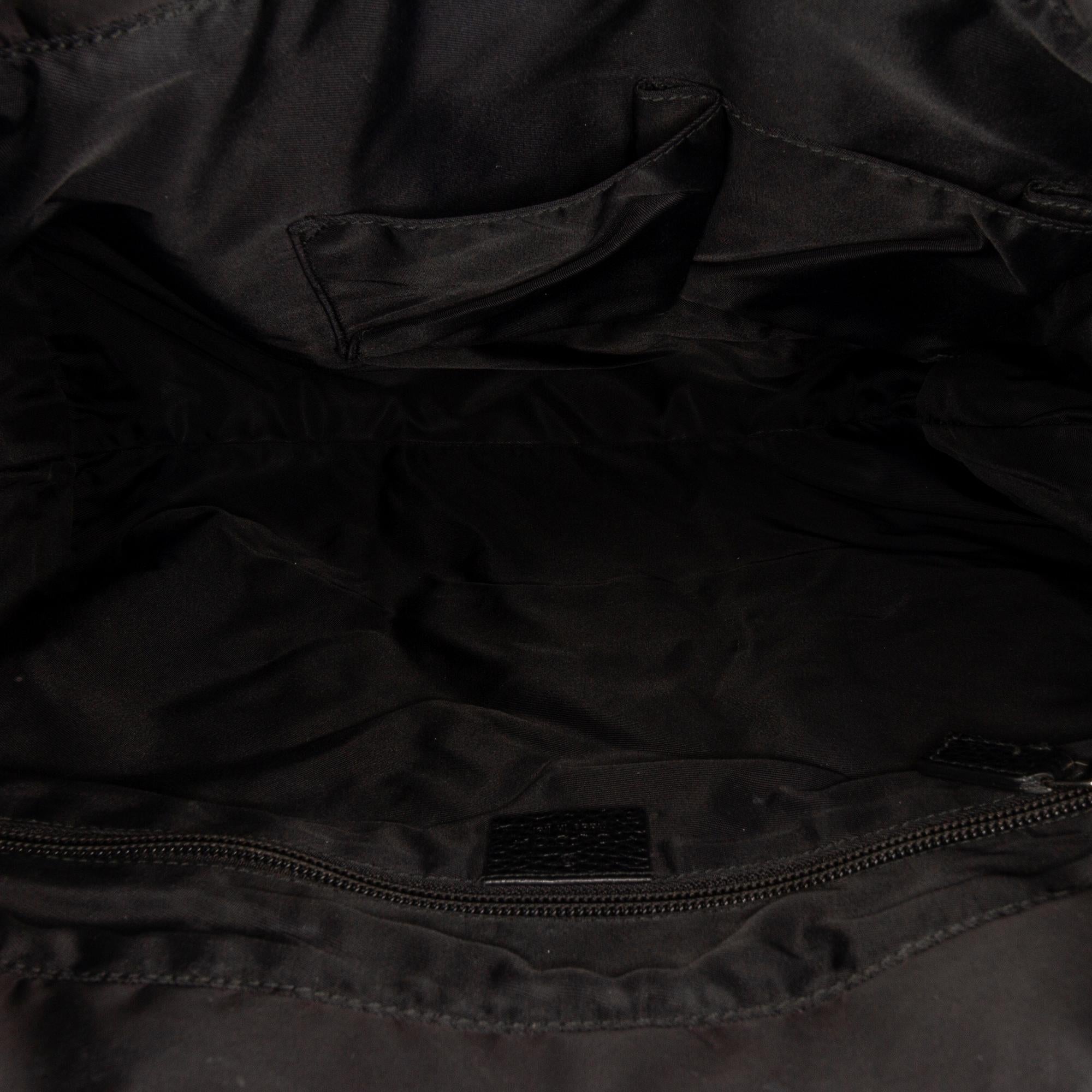 Gucci GG Nylon Satchel (SHG-zPVamU)