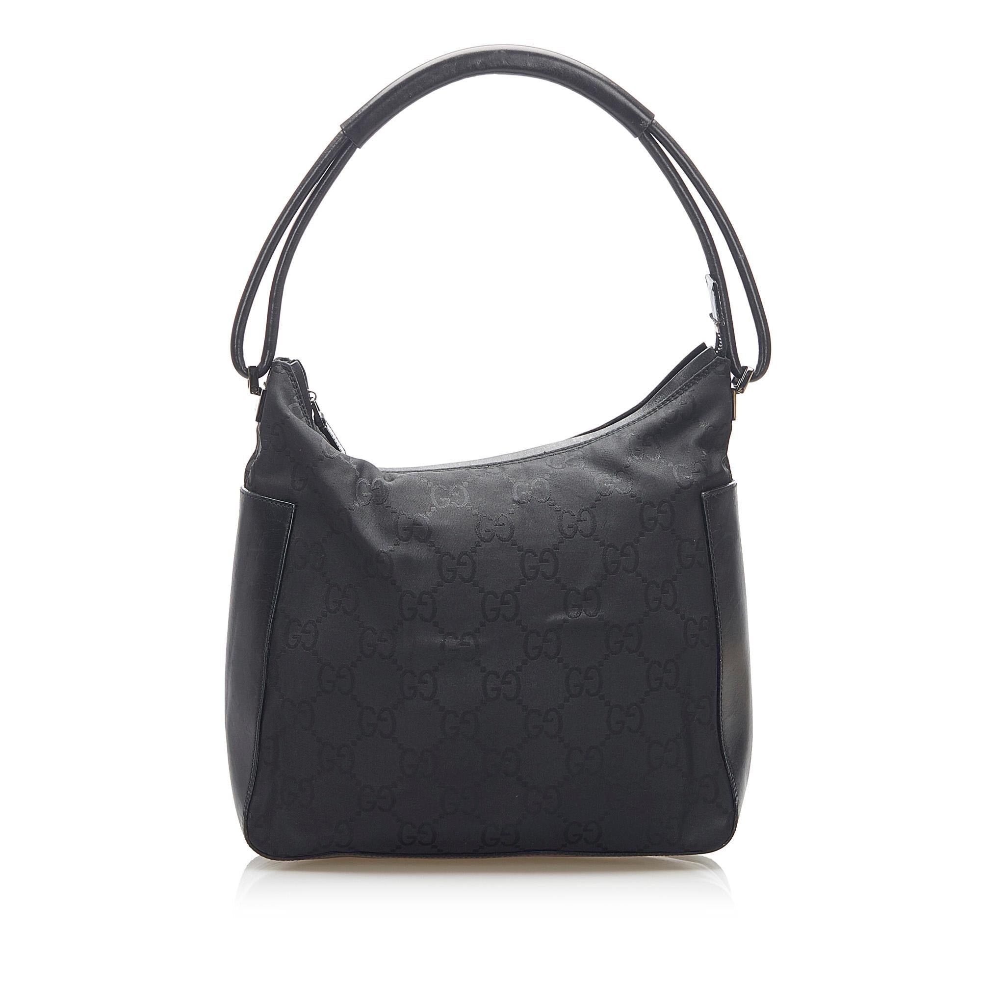 Gucci GG Nylon Shoulder Bag (SHG-22343)