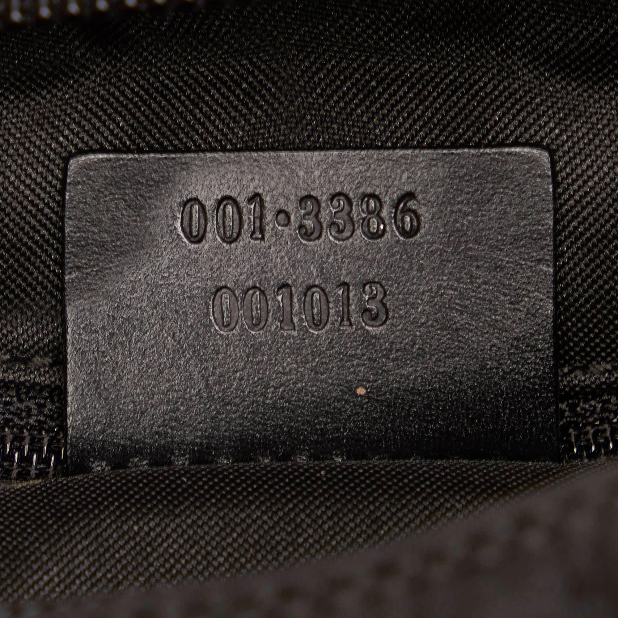 Gucci Gucci Nylon Shoulder Bag (SHG-29560)