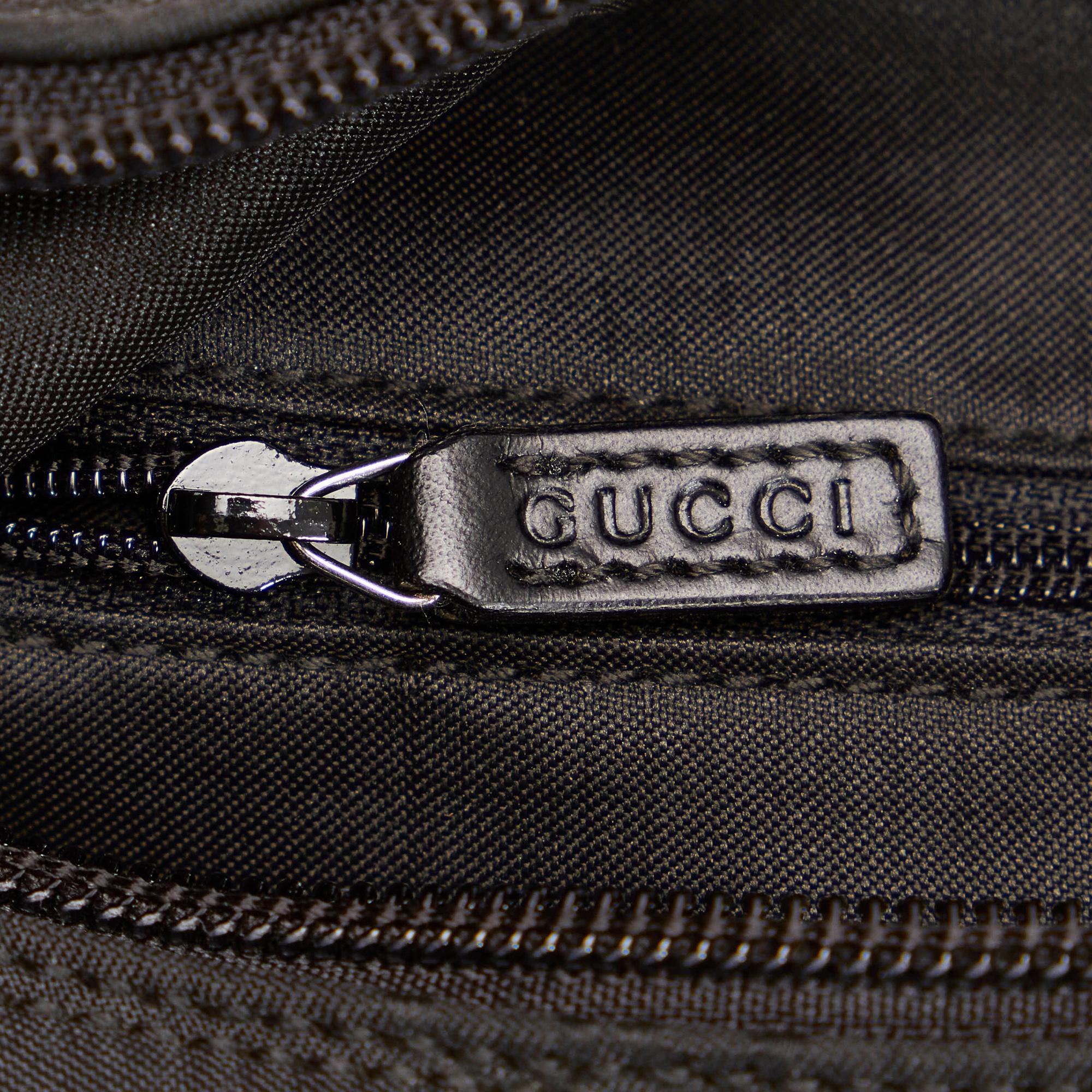 Gucci Gucci Nylon Shoulder Bag (SHG-29560)