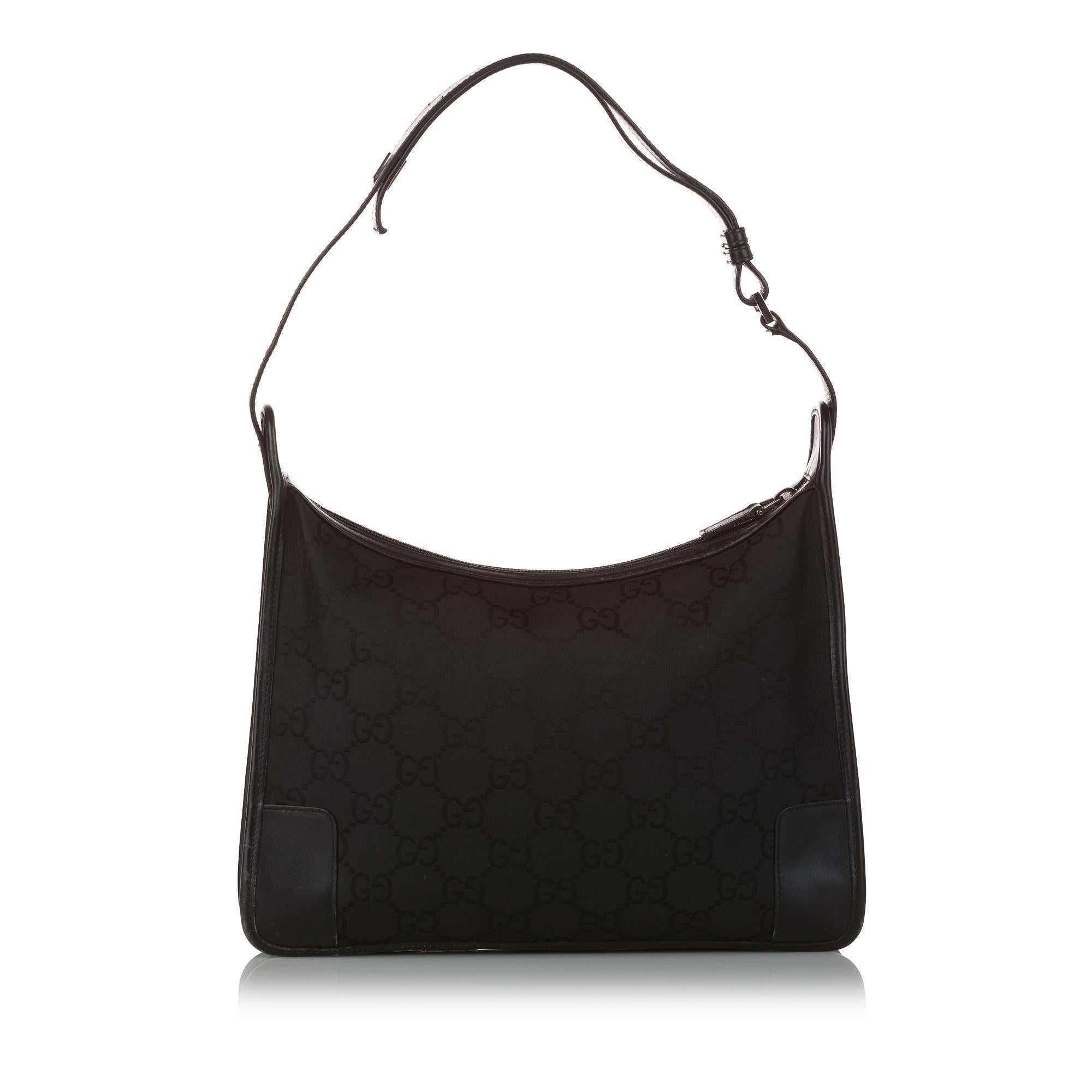 Gucci Gucci Nylon Shoulder Bag (SHG-31048)