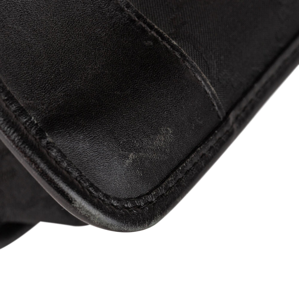 Gucci Gucci Nylon Shoulder Bag (SHG-31048)