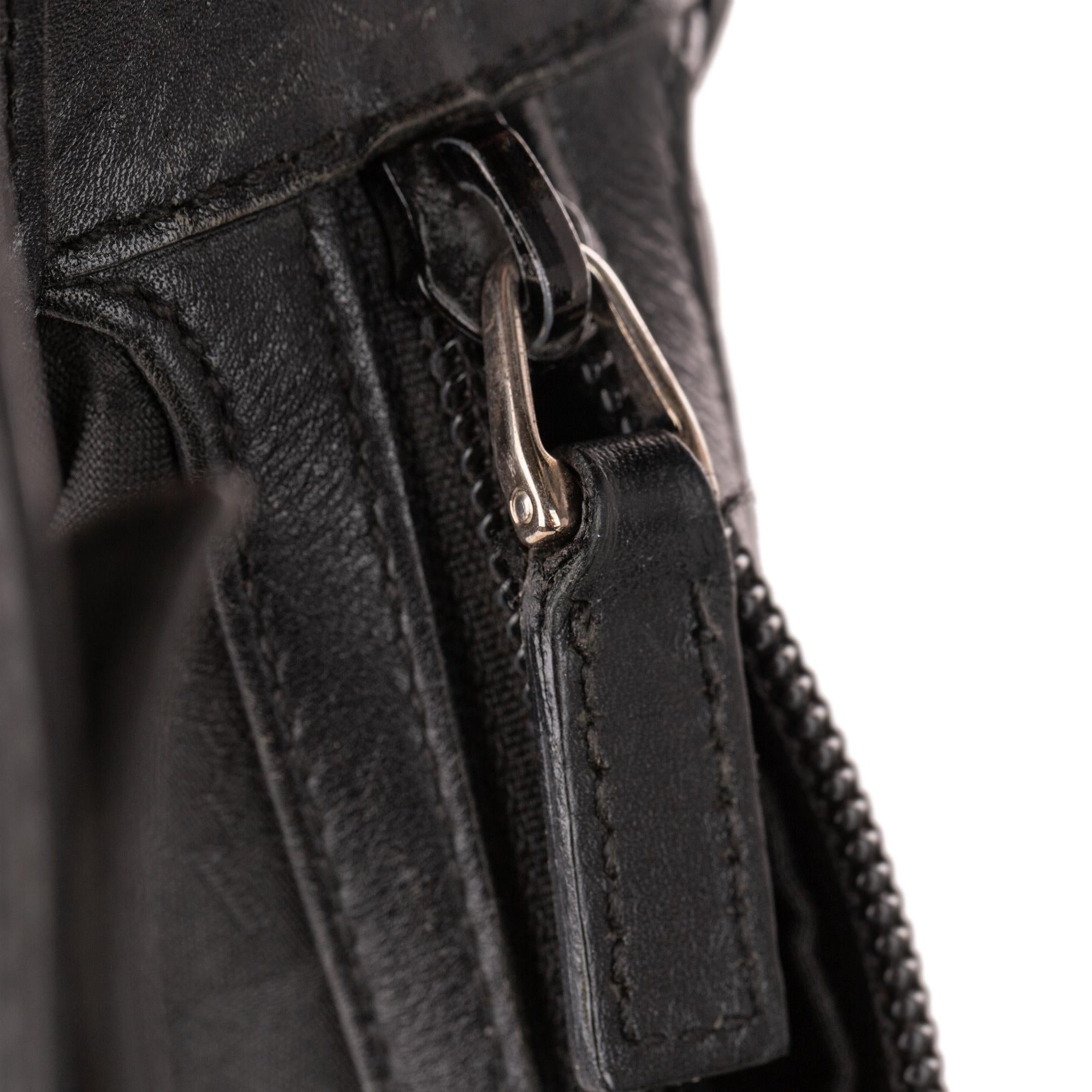 Gucci Gucci Nylon Shoulder Bag (SHG-31048)