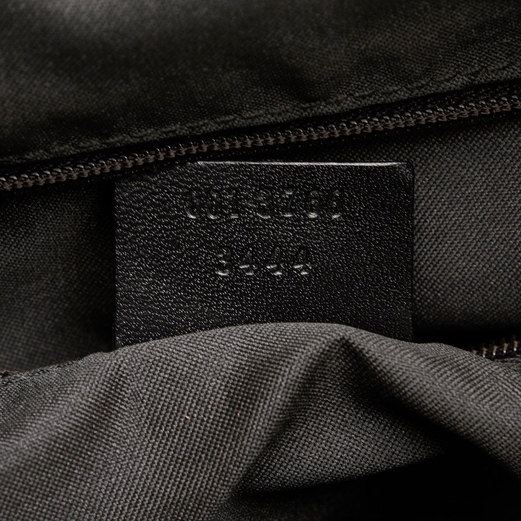 Gucci GG Nylon Shoulder Bag (SHG-w7Iys7)
