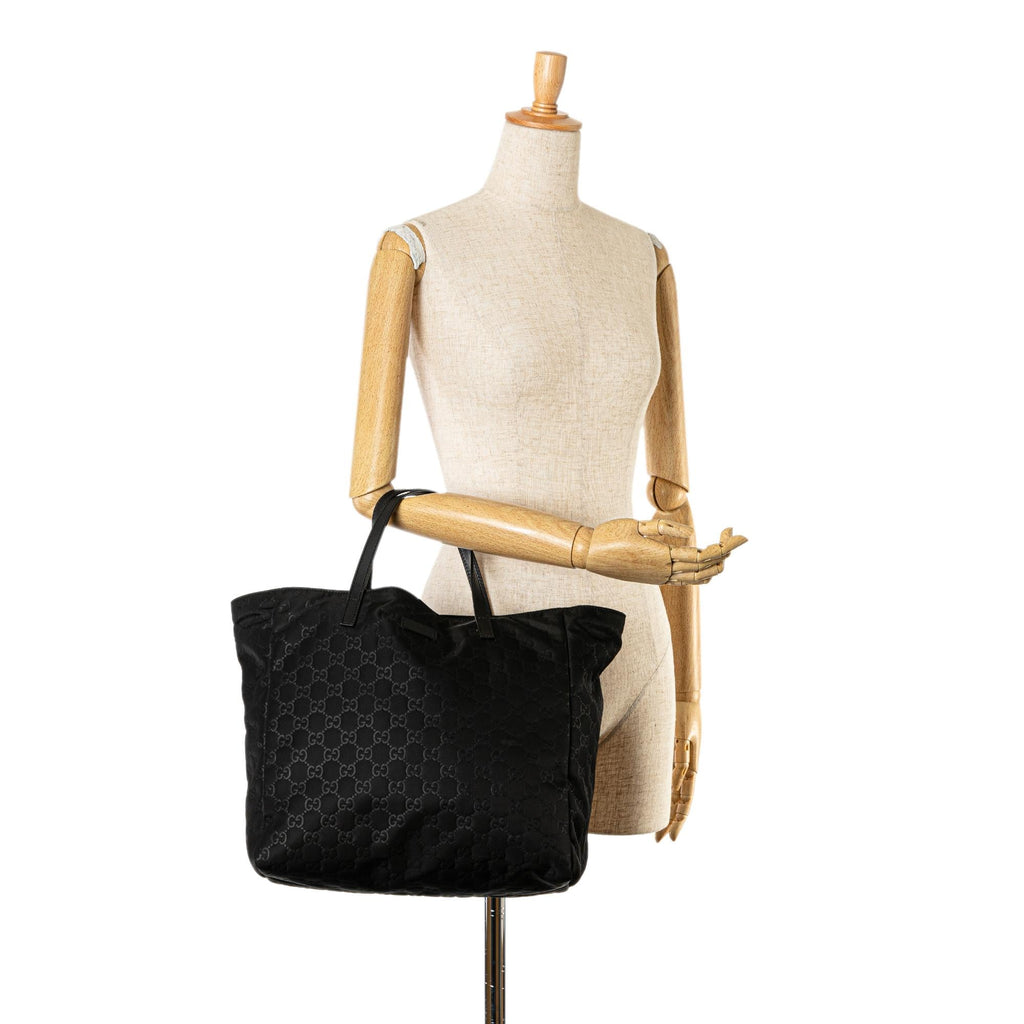 Gucci GG Nylon Tote (SHG-4lGEJ8)