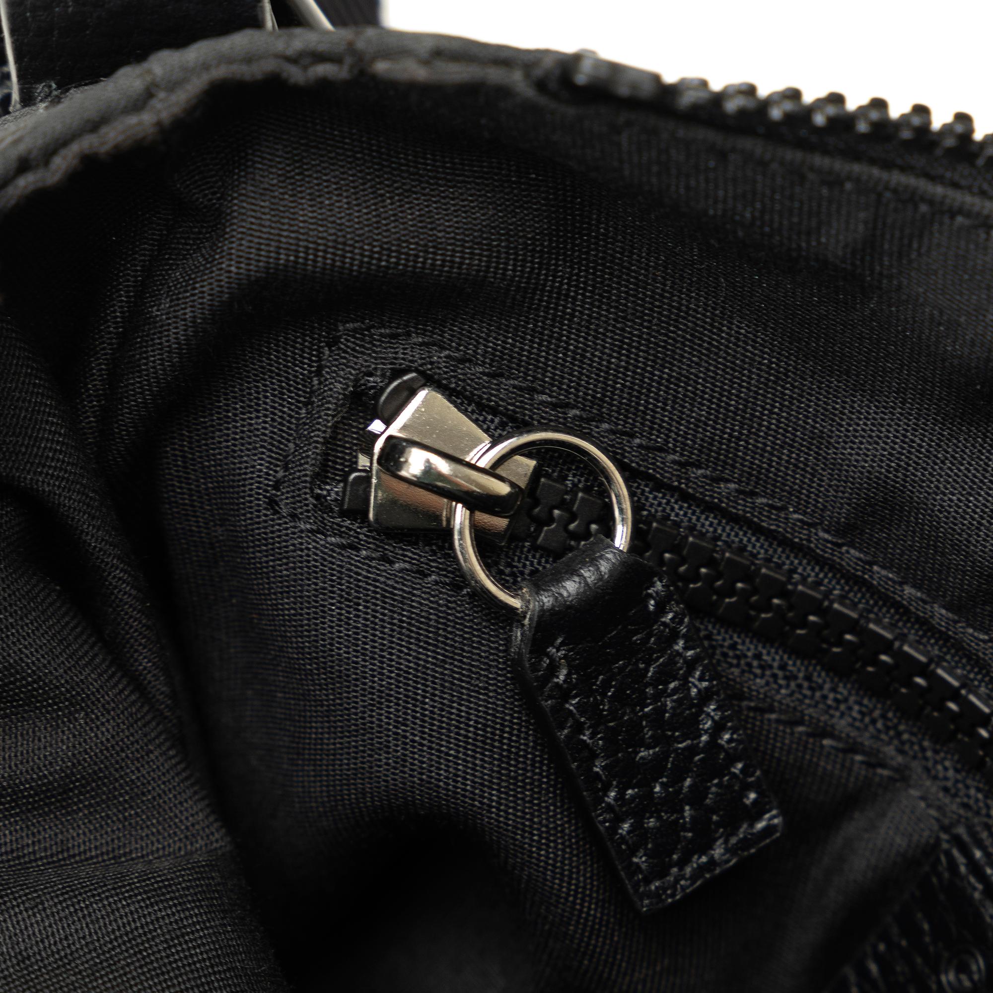 Gucci GG Nylon Web Crossbody (SHG-40YFq2)