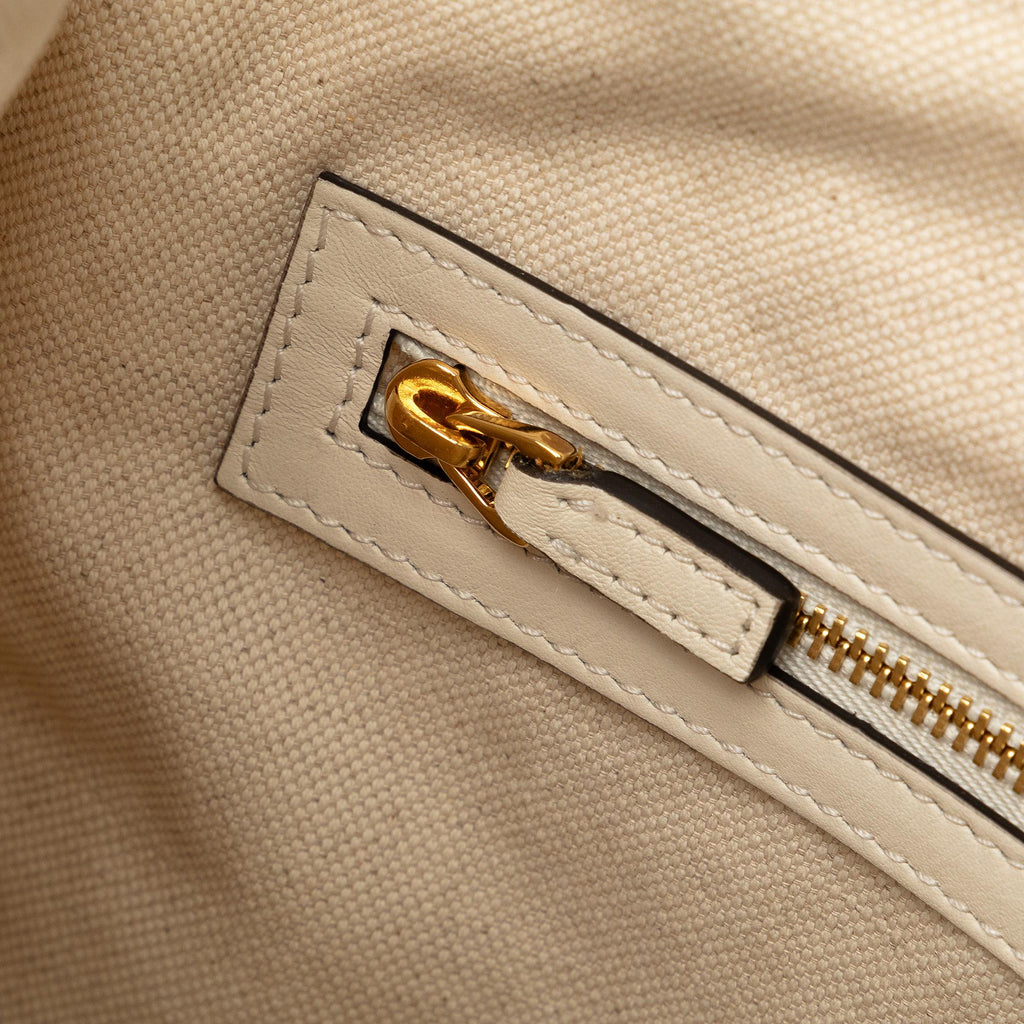 Gucci GG Ribbon Herbarium Tote (SHG-Y61akz)