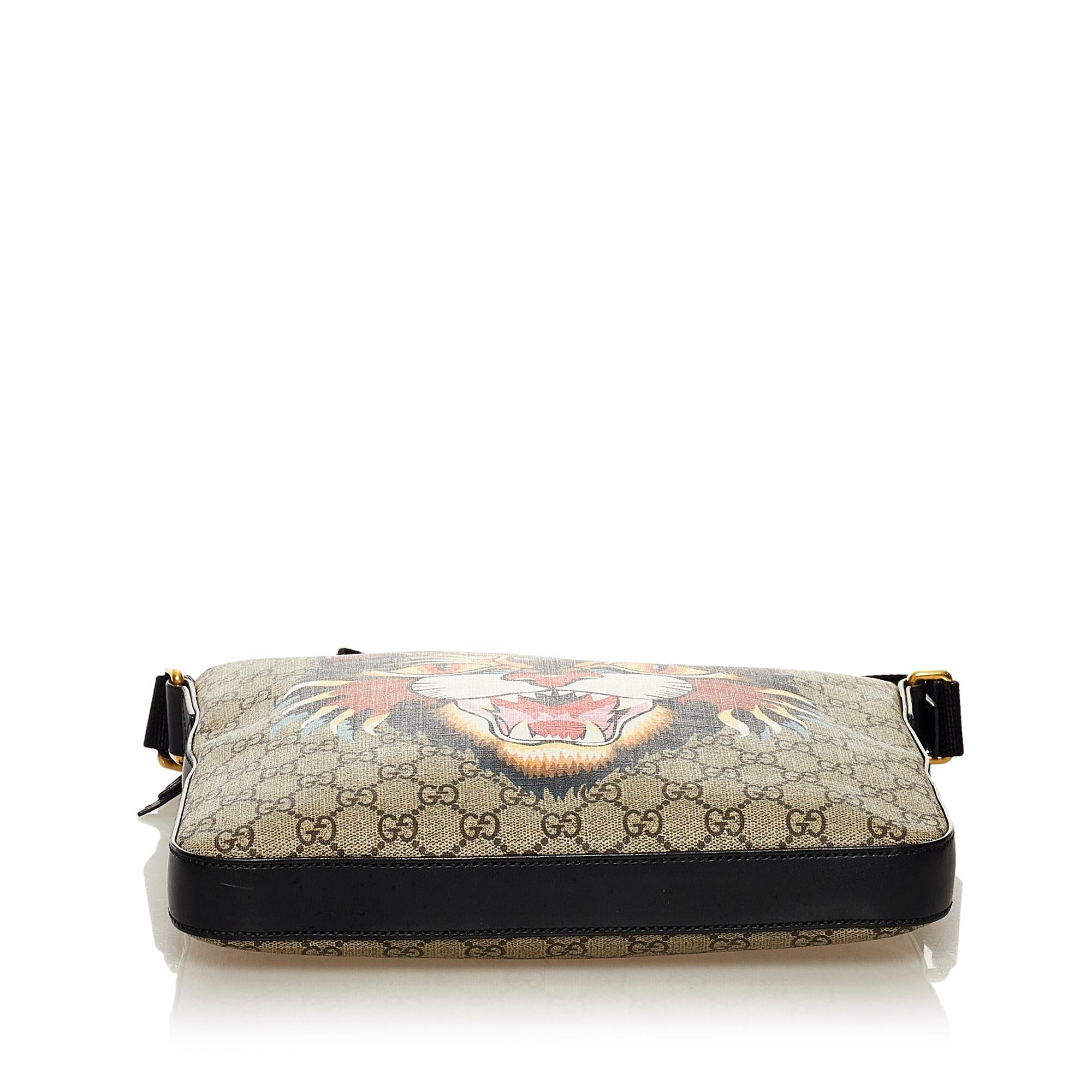 Gucci Gucci Supreme Angry Cat Crossbody Bag (SHG-34262)