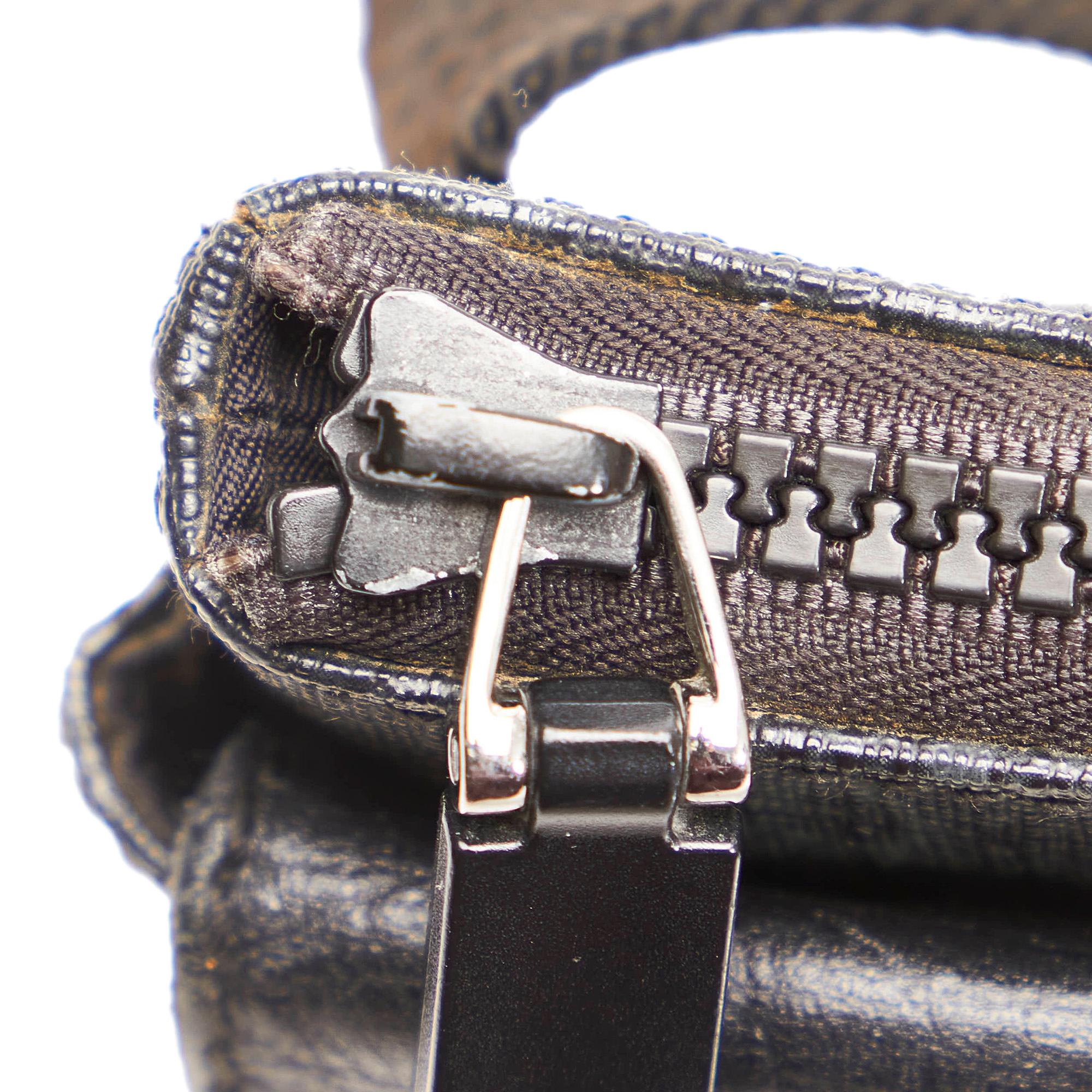 Gucci Gucci Supreme Belt Bag (SHG-27867)