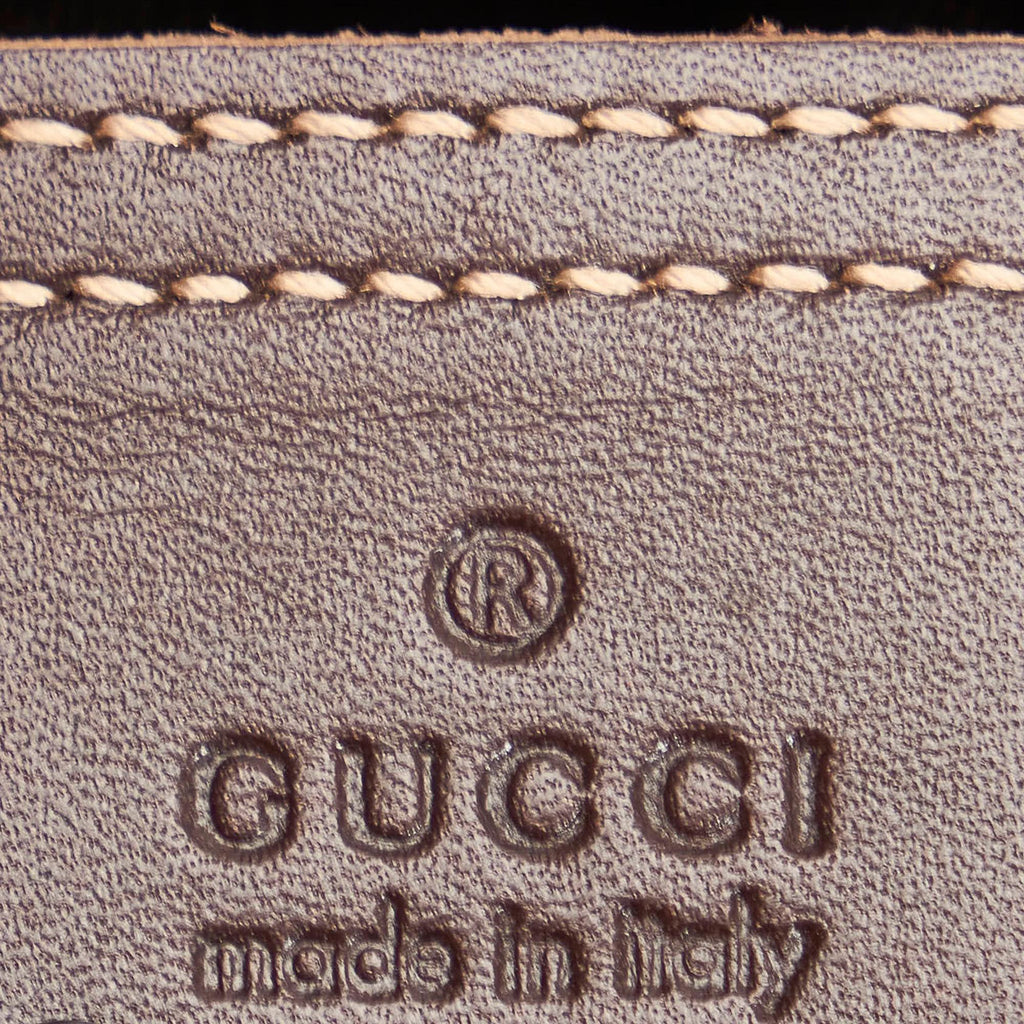Gucci Gucci Supreme Belt Bag (SHG-32397)
