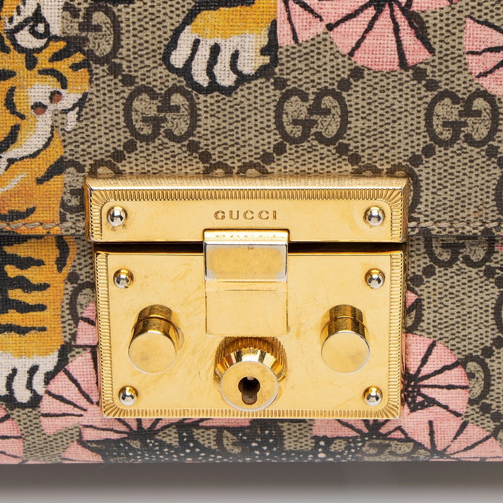 Gucci GG Supreme Bengal Tiger Padlock Small Shoulder Bag (SHF-E2ulxN)