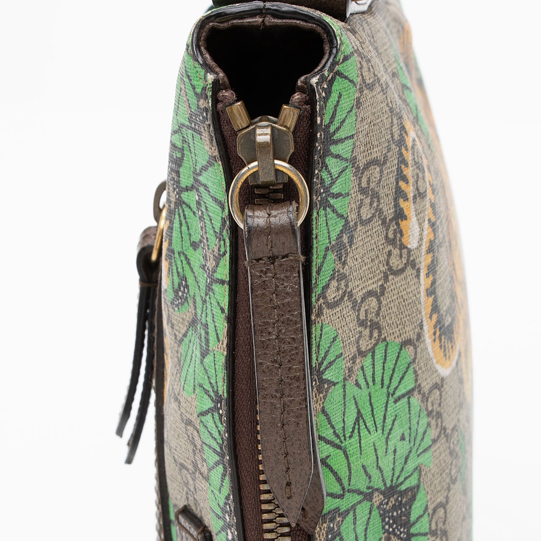 Gucci GG Supreme BLBgal Web MessLBger