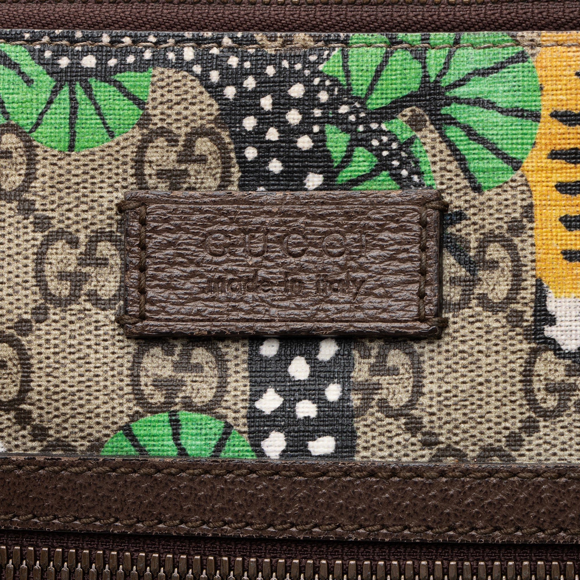 Gucci GG Supreme BLBgal Web MessLBger