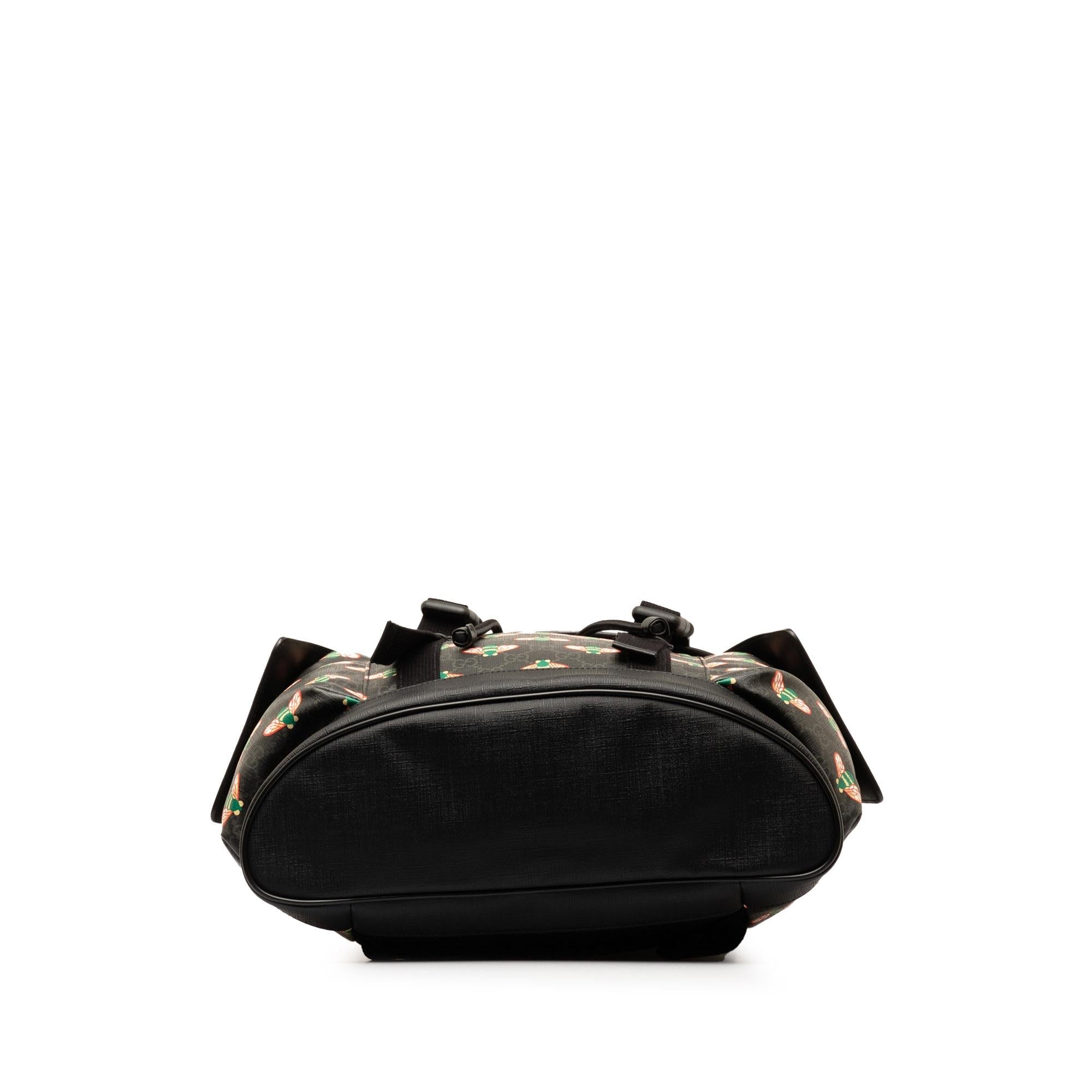Gucci GG Supreme Bestiary Bee Backpack (SHG-NFVv7W)