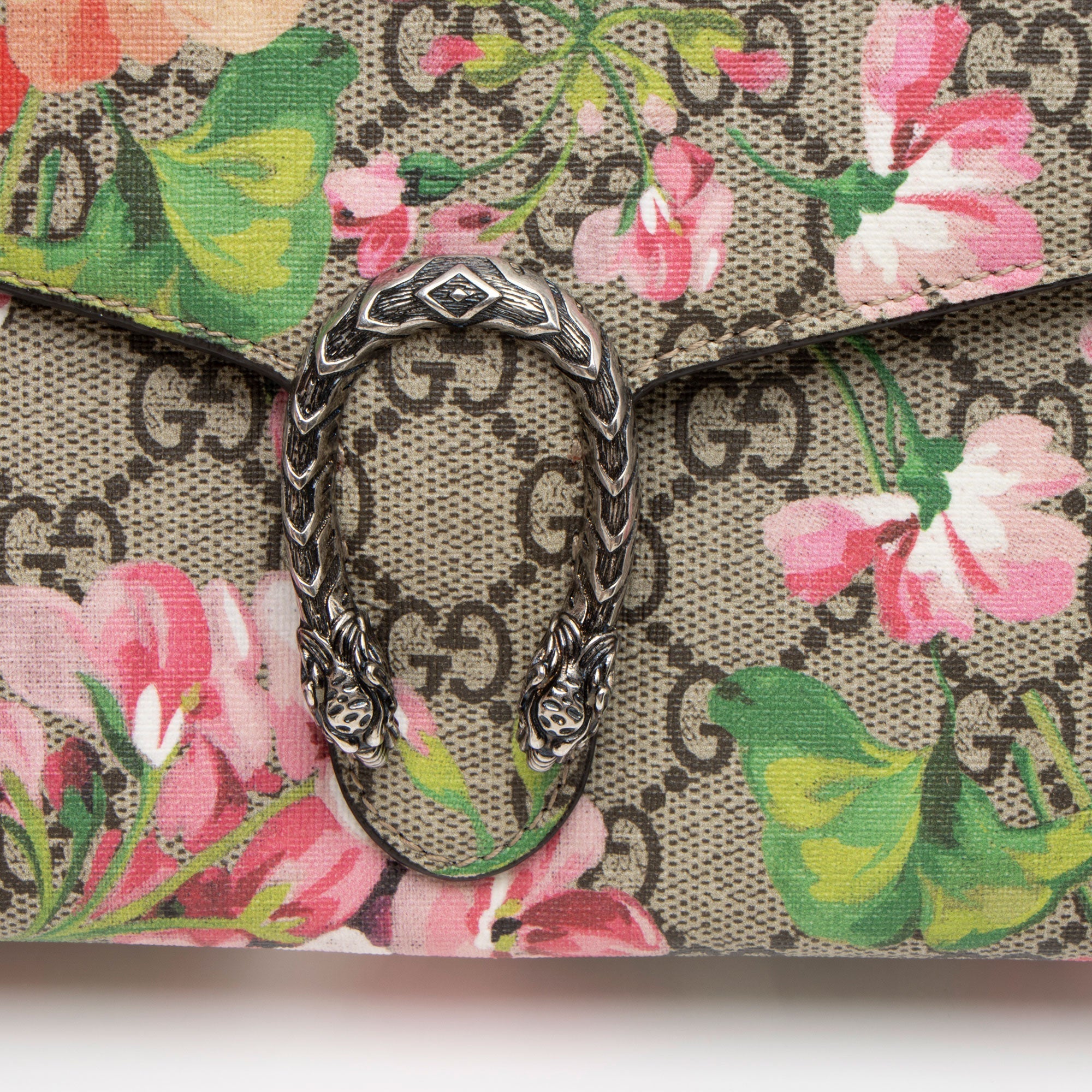 Gucci GG Supreme Blooms Dionysus Chain Wallet (SHF-XkUODC)