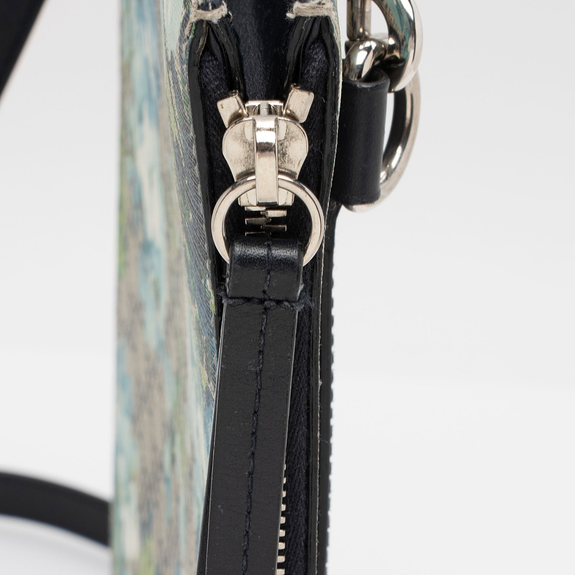 Gucci GG Supreme Blooms Messenger (SHF-qAQPoA)
