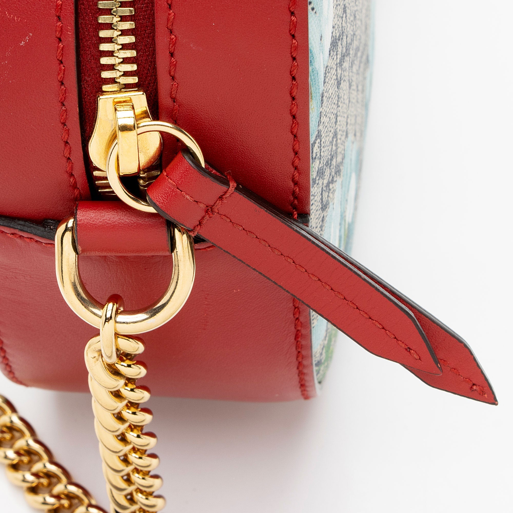 Gucci GG Supreme Blooms Mini Chain Bag