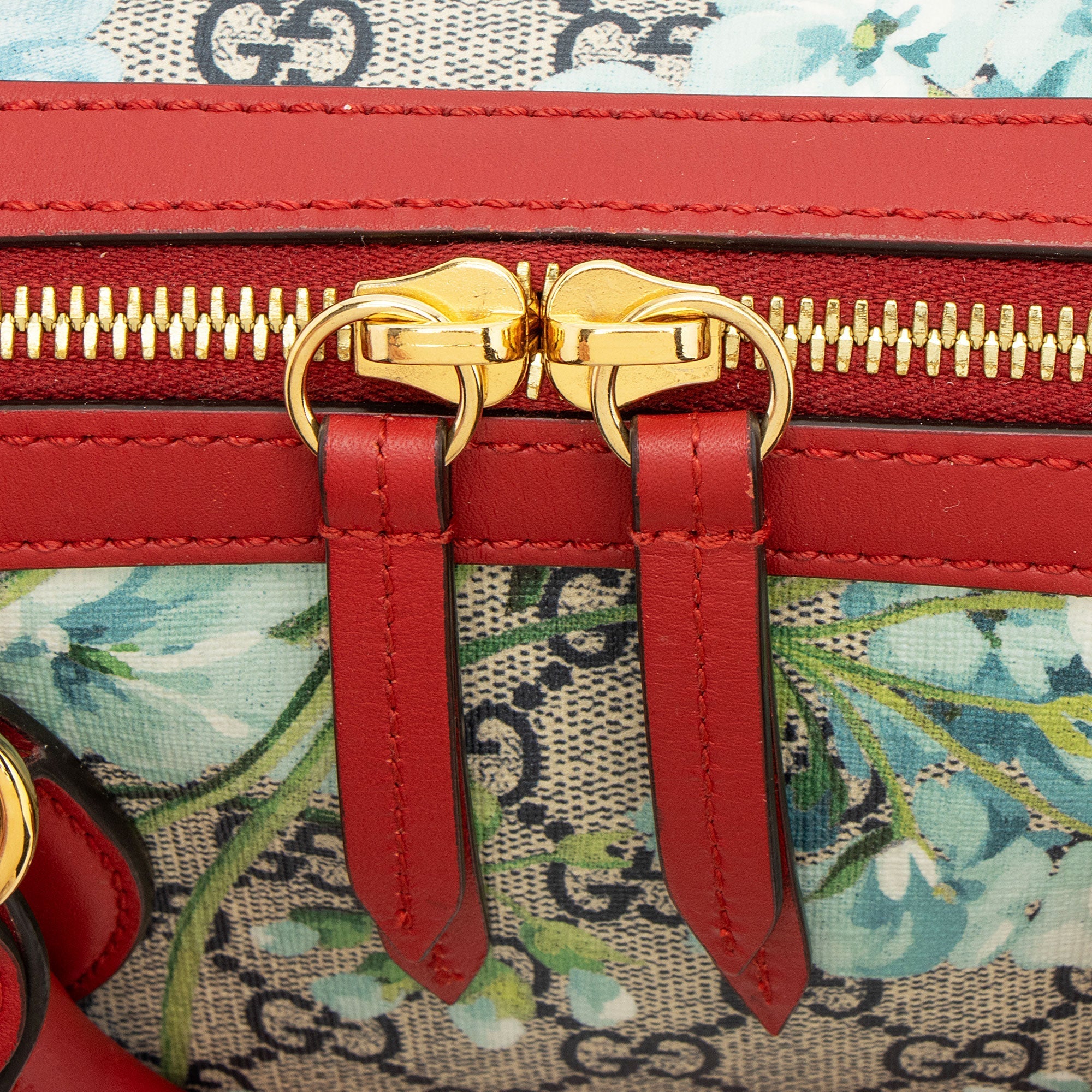 Gucci GG Supreme Blooms Small Satchel