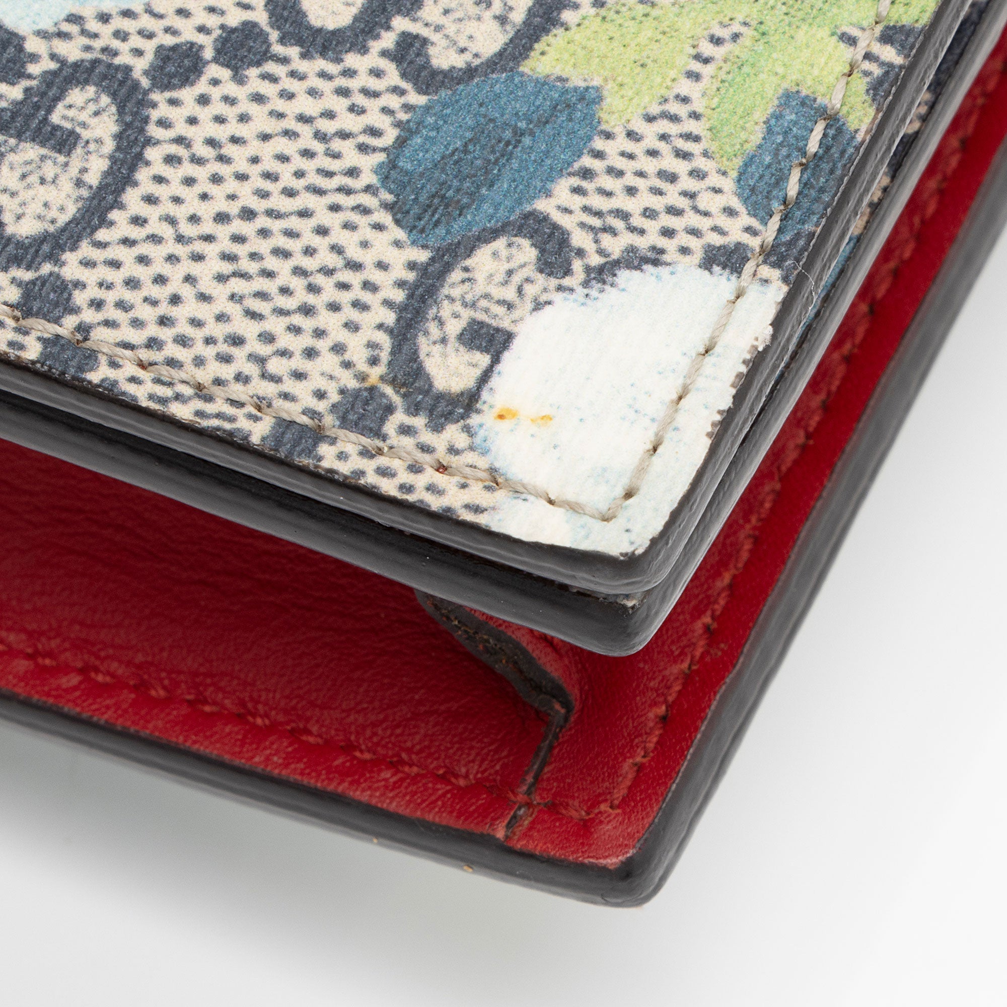 Gucci GG Supreme Blooms Wallet on Chain (SHF-pyI6YU)