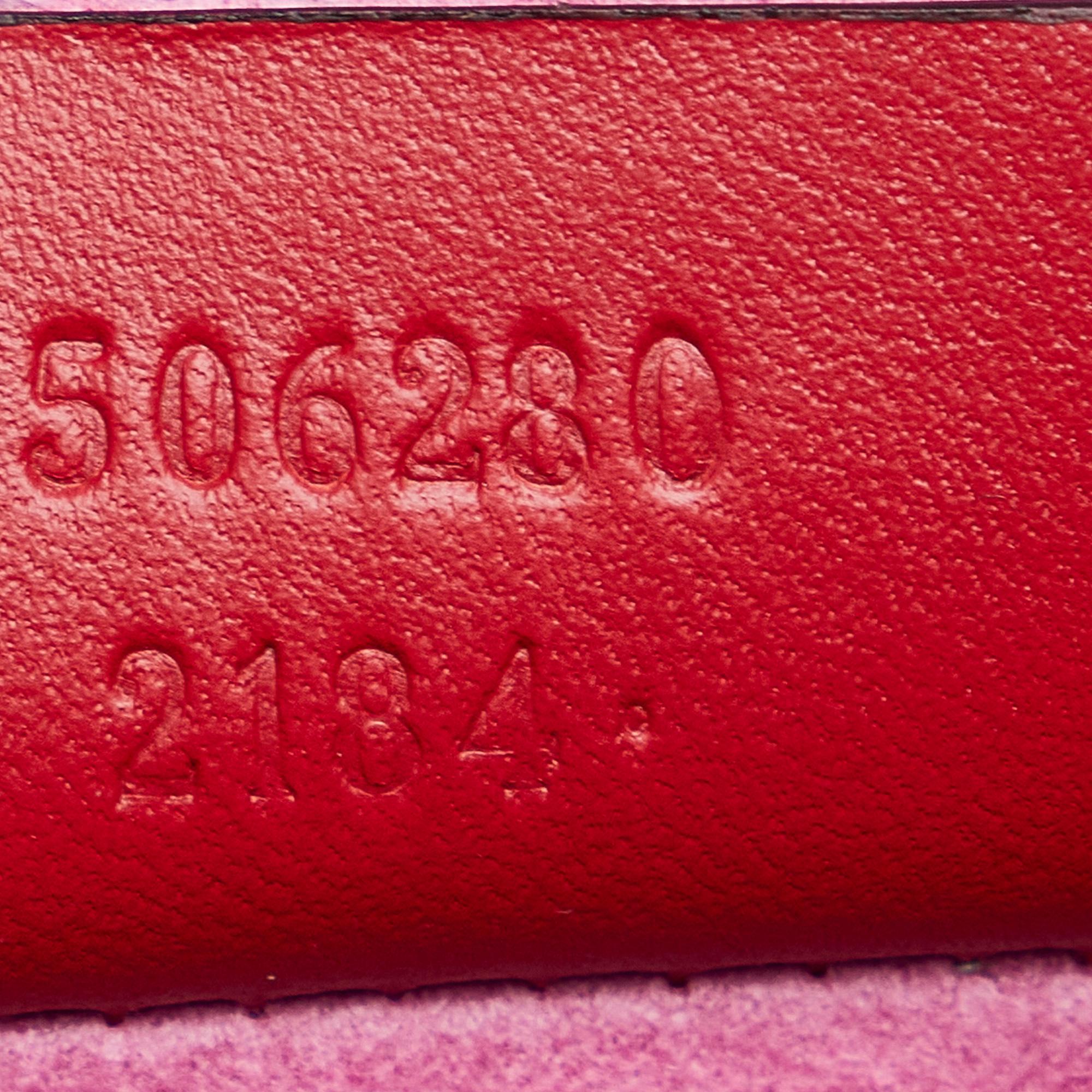 Gucci GG Supreme Bosco Clutch (SHG-ikvRoS)