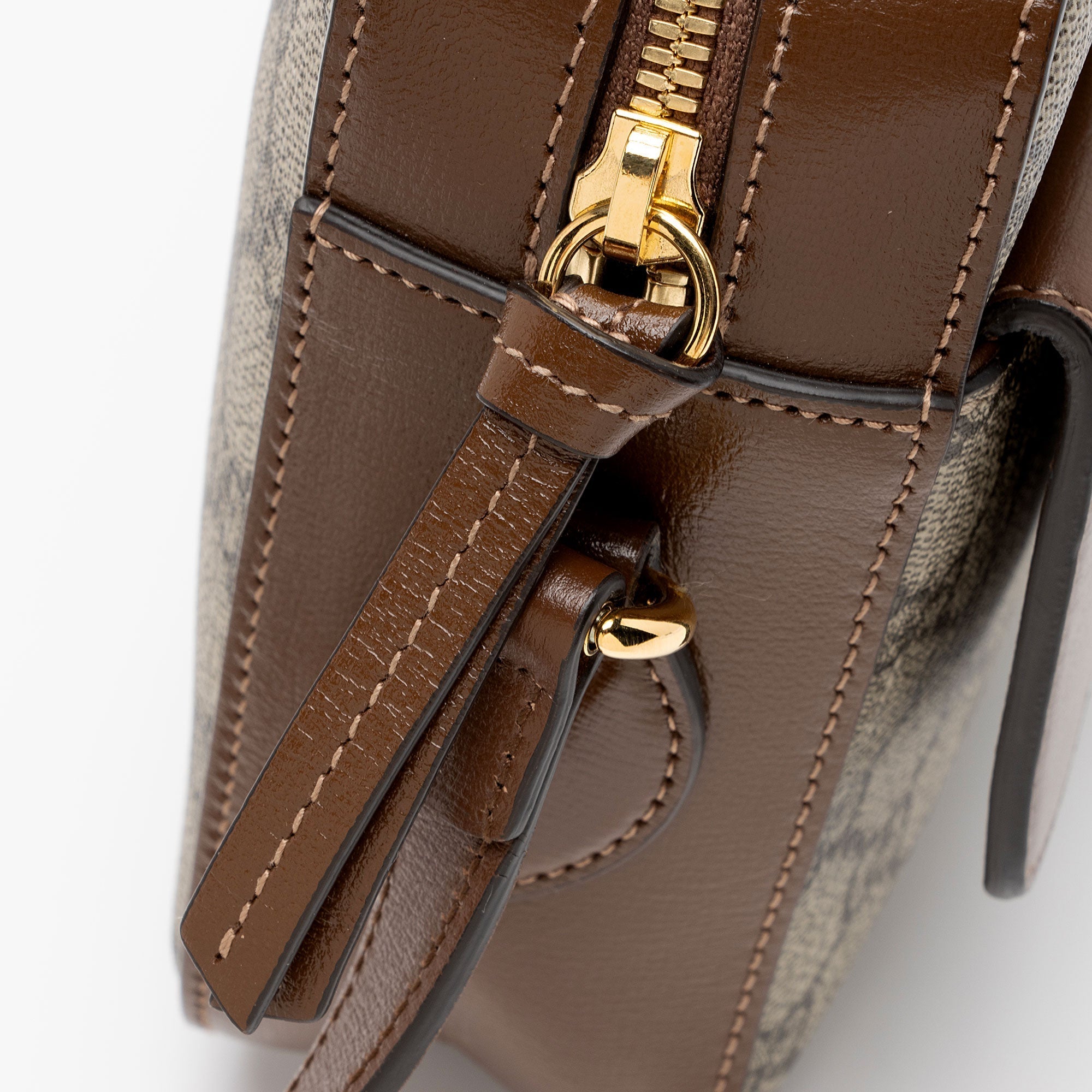Gucci GG Supreme Calfskin Horsebit 1955 Small Shoulder Bag (SHF-4Qxiep)