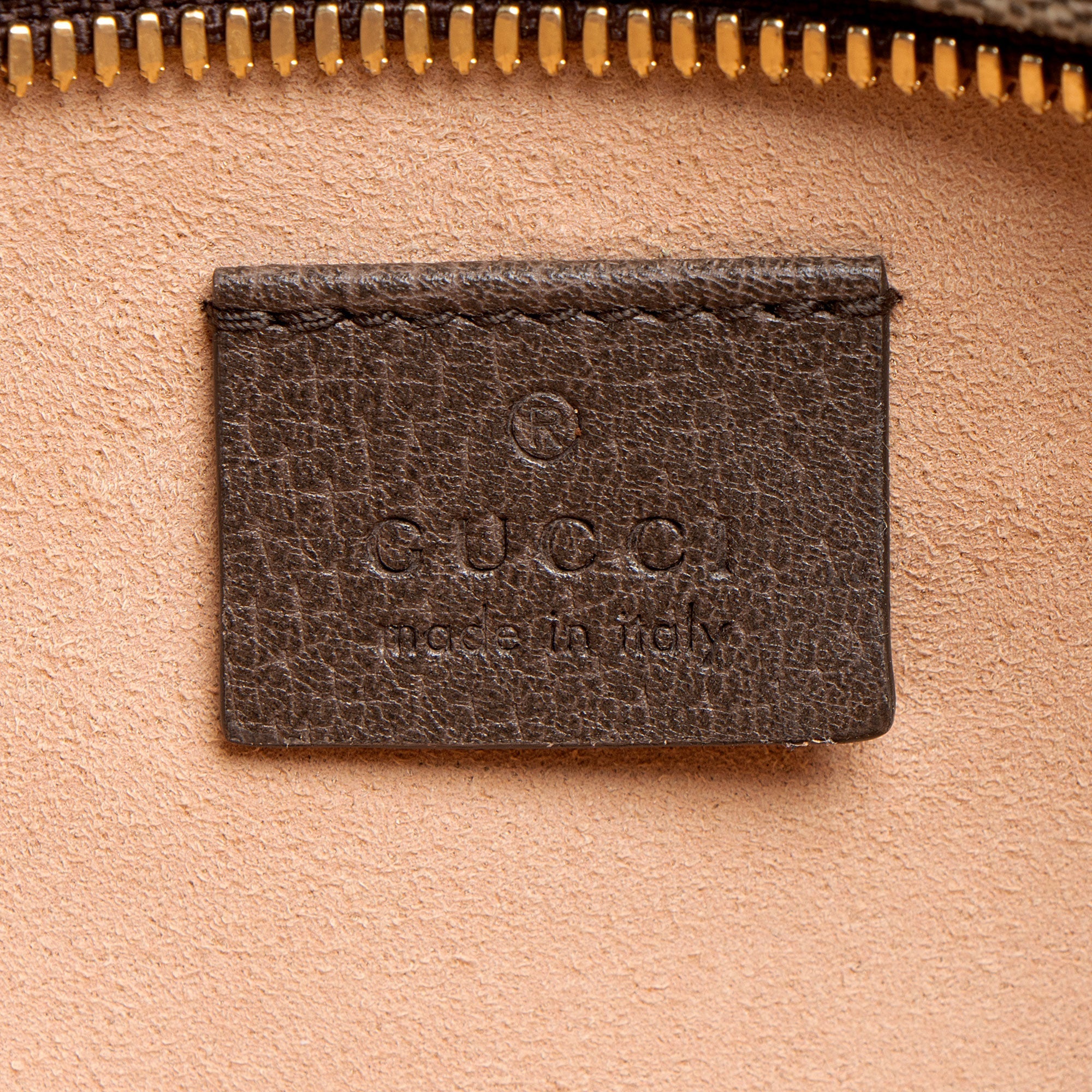 Gucci GG Supreme Chain Pochette