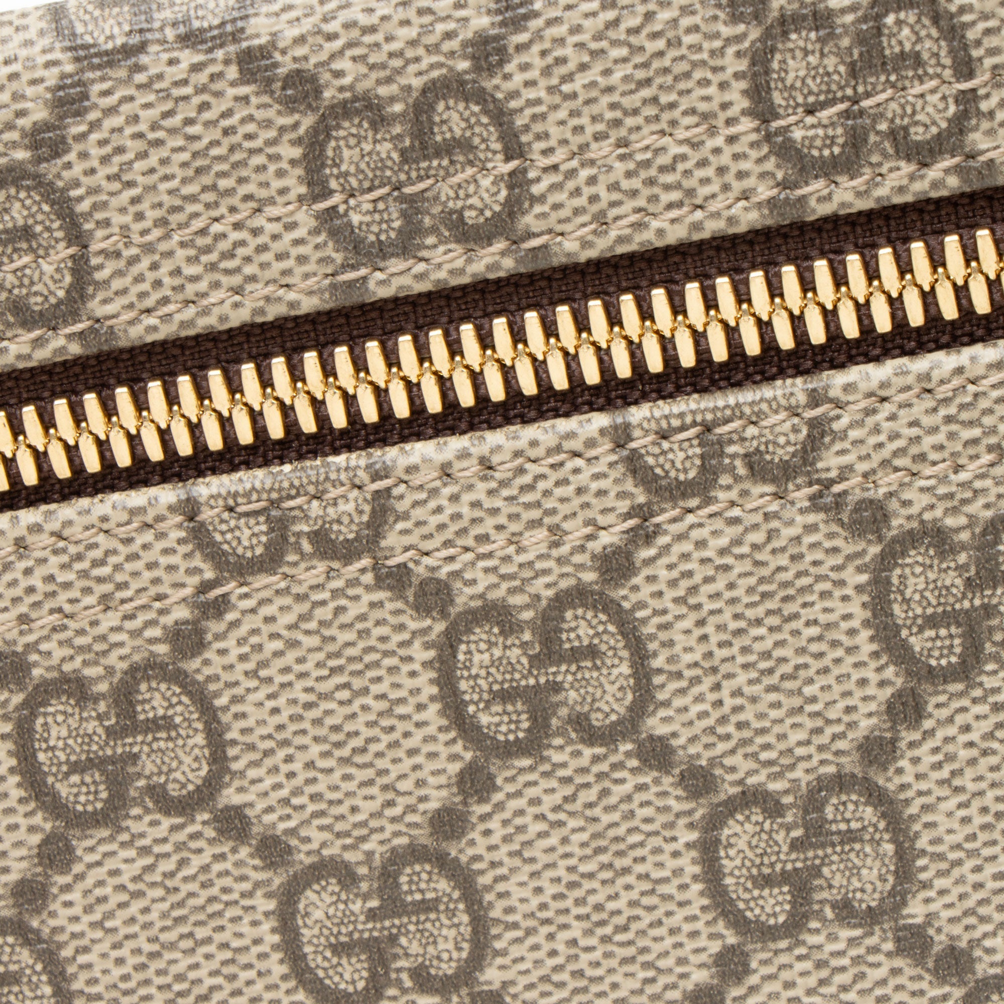 Gucci GG Supreme Chain Pochette