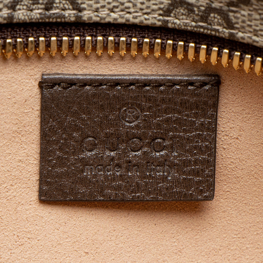 Gucci GG Supreme Chain Pochette