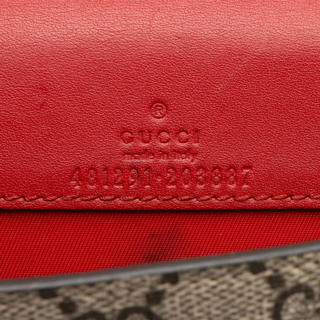 Gucci GG Supreme Cherry Super Mini Bag (SHF-AkMdKn)