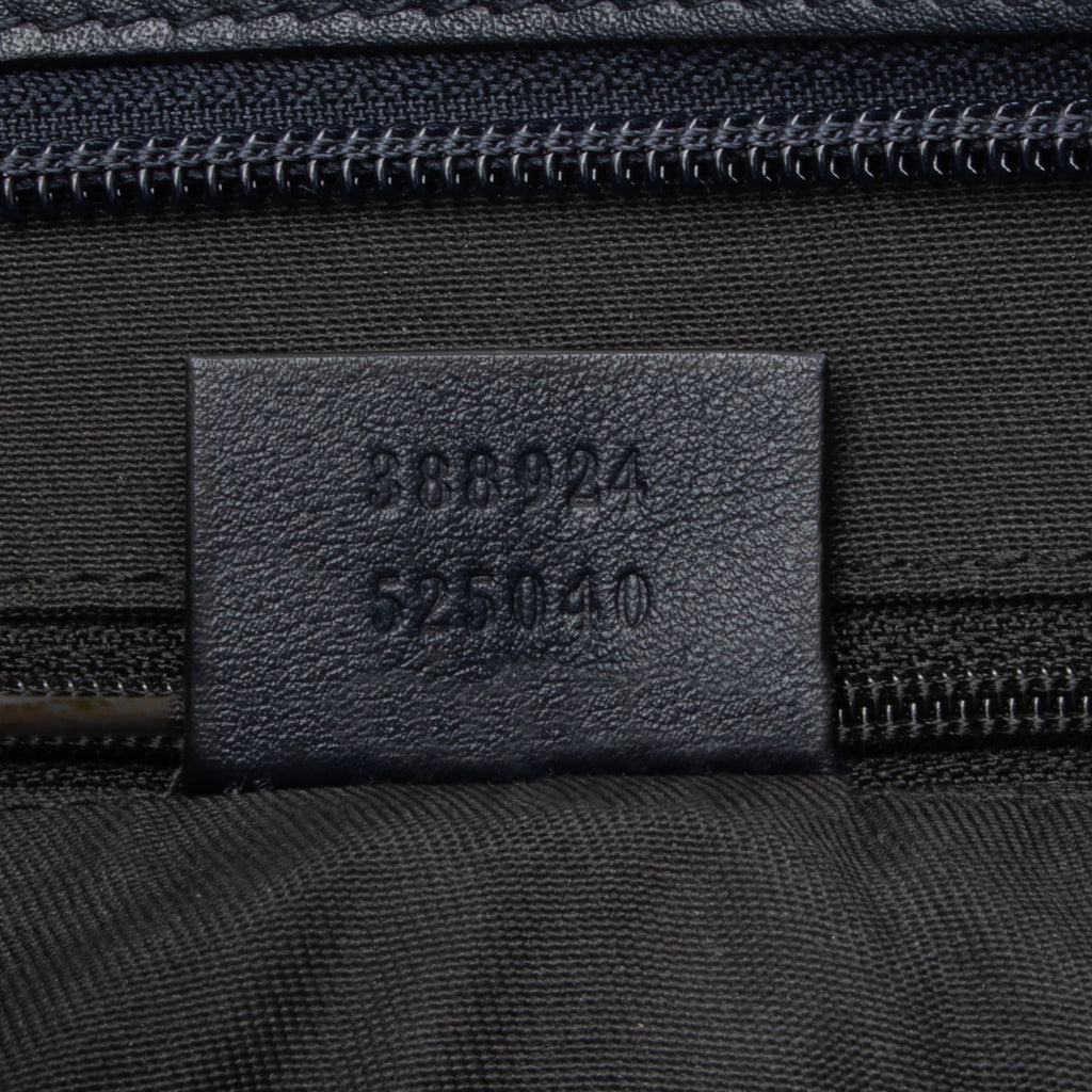Gucci GG Supreme Classic Flat Medium Messenger Bag (SHF-23363)