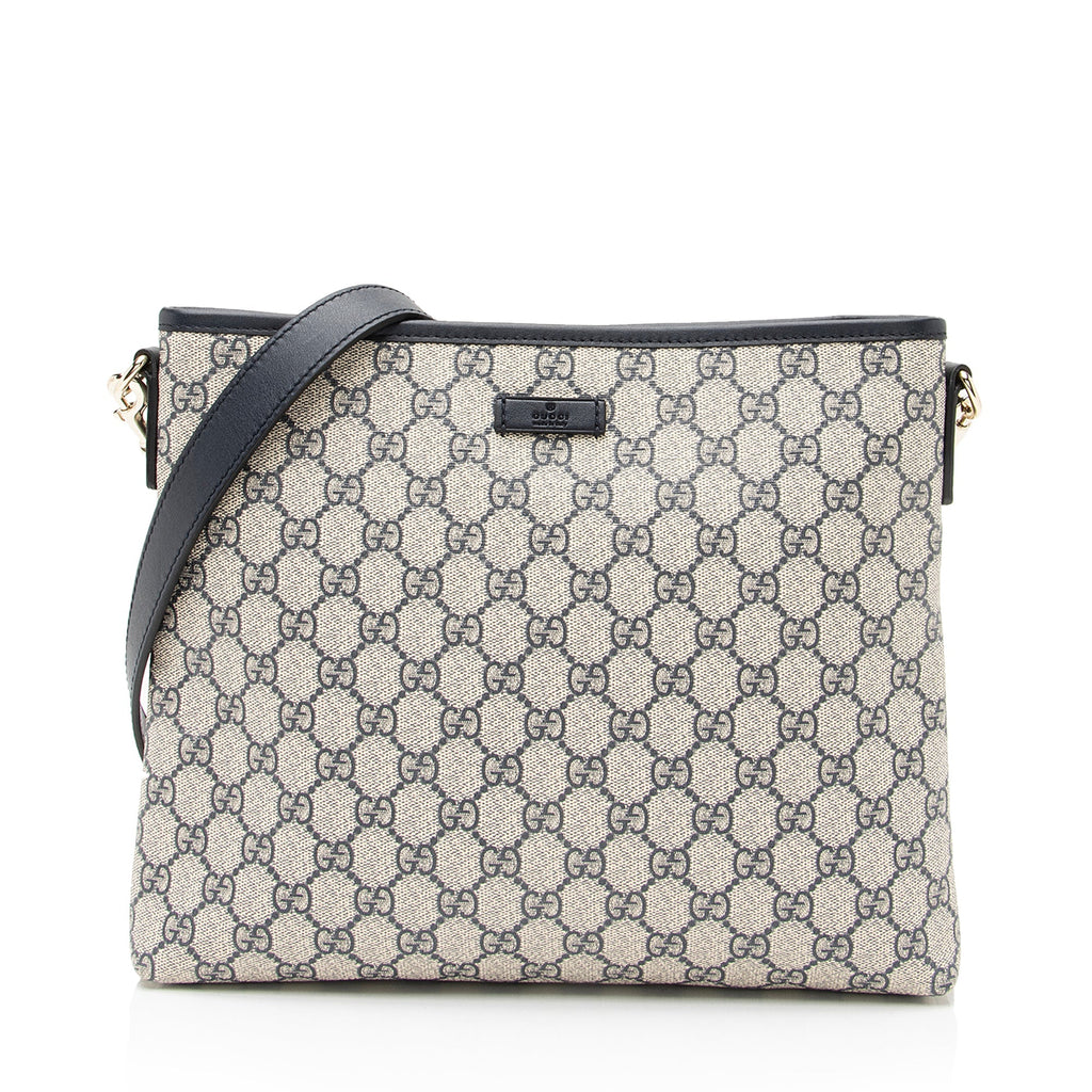 Gucci GG Supreme Classic Flat Medium Messenger Bag (SHF-23363)