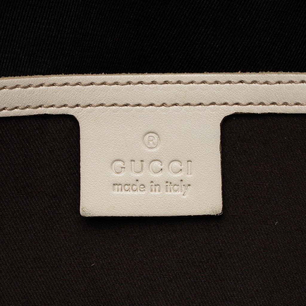 Gucci GG Supreme Classic Medium Zip Tote