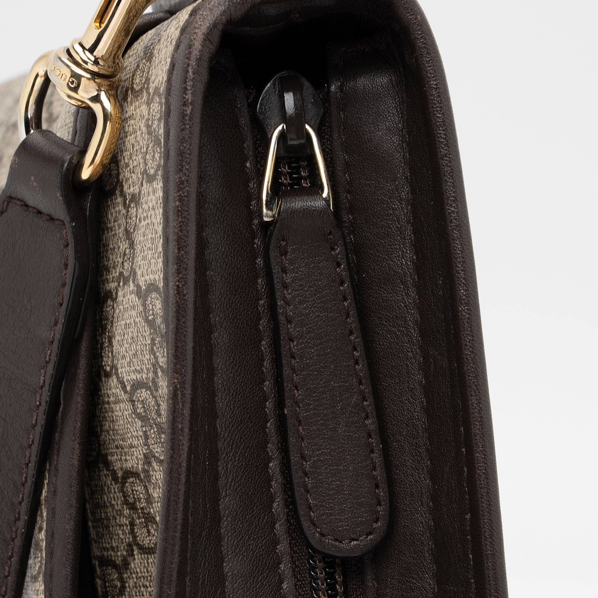 Gucci GG Supreme Classic Web Messenger (SHF-LN0YPY)