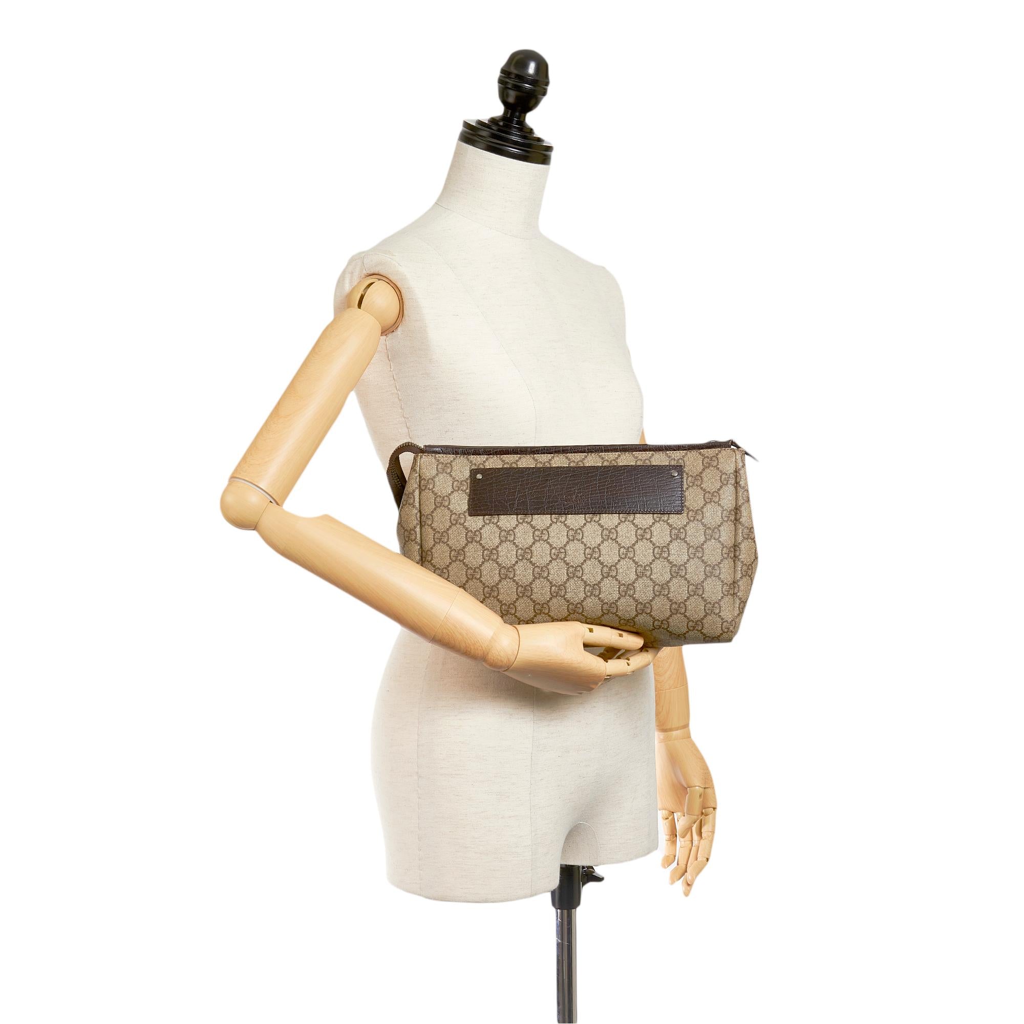 Gucci Gucci Supreme Clutch Bag (SHG-27183)