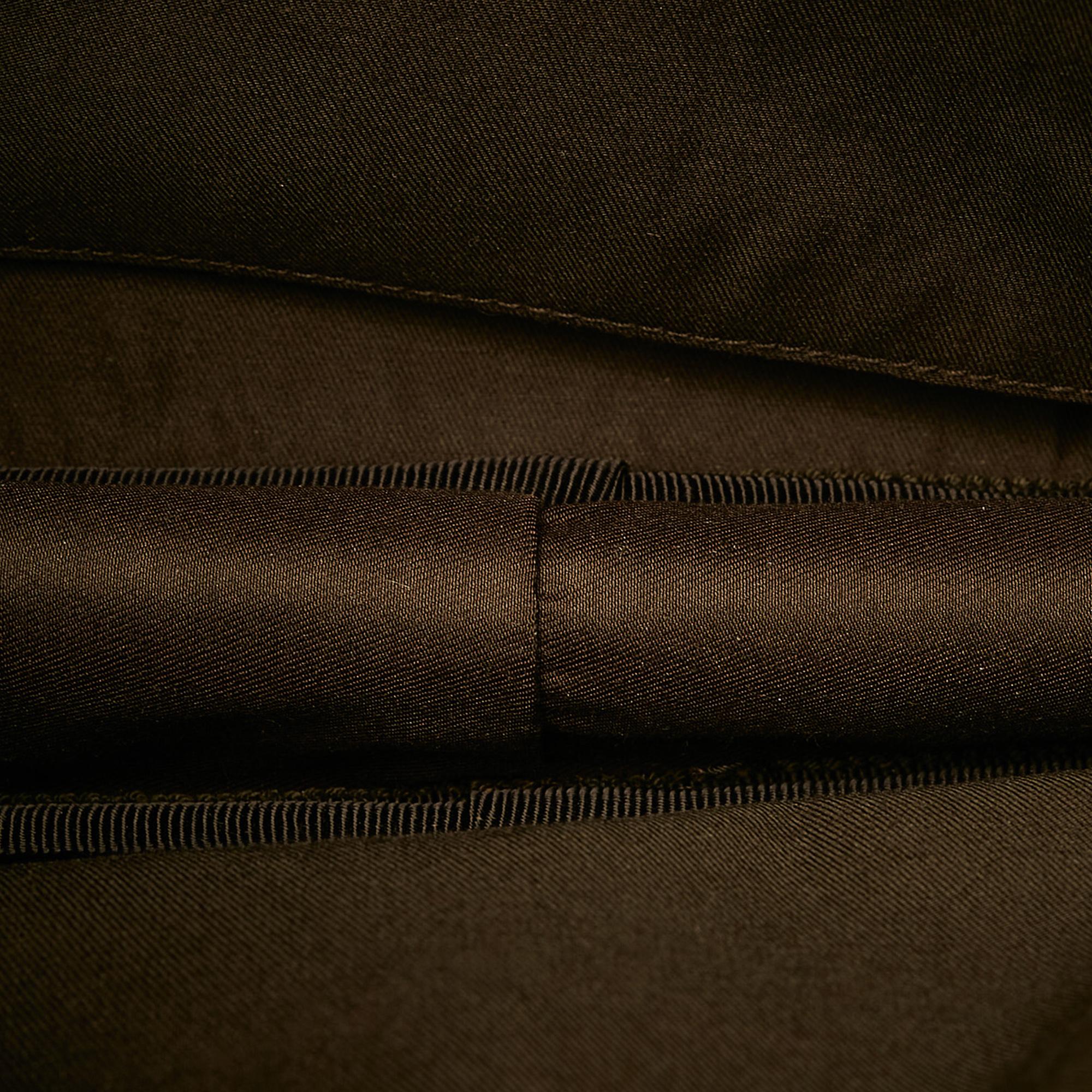 Gucci Gucci Supreme Clutch Bag (SHG-28690)