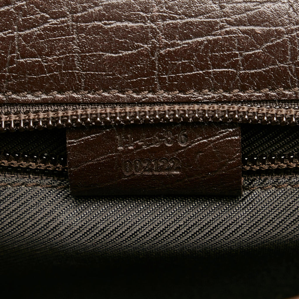 Gucci GG Supreme Clutch Bag (SHG-ZFvOax)