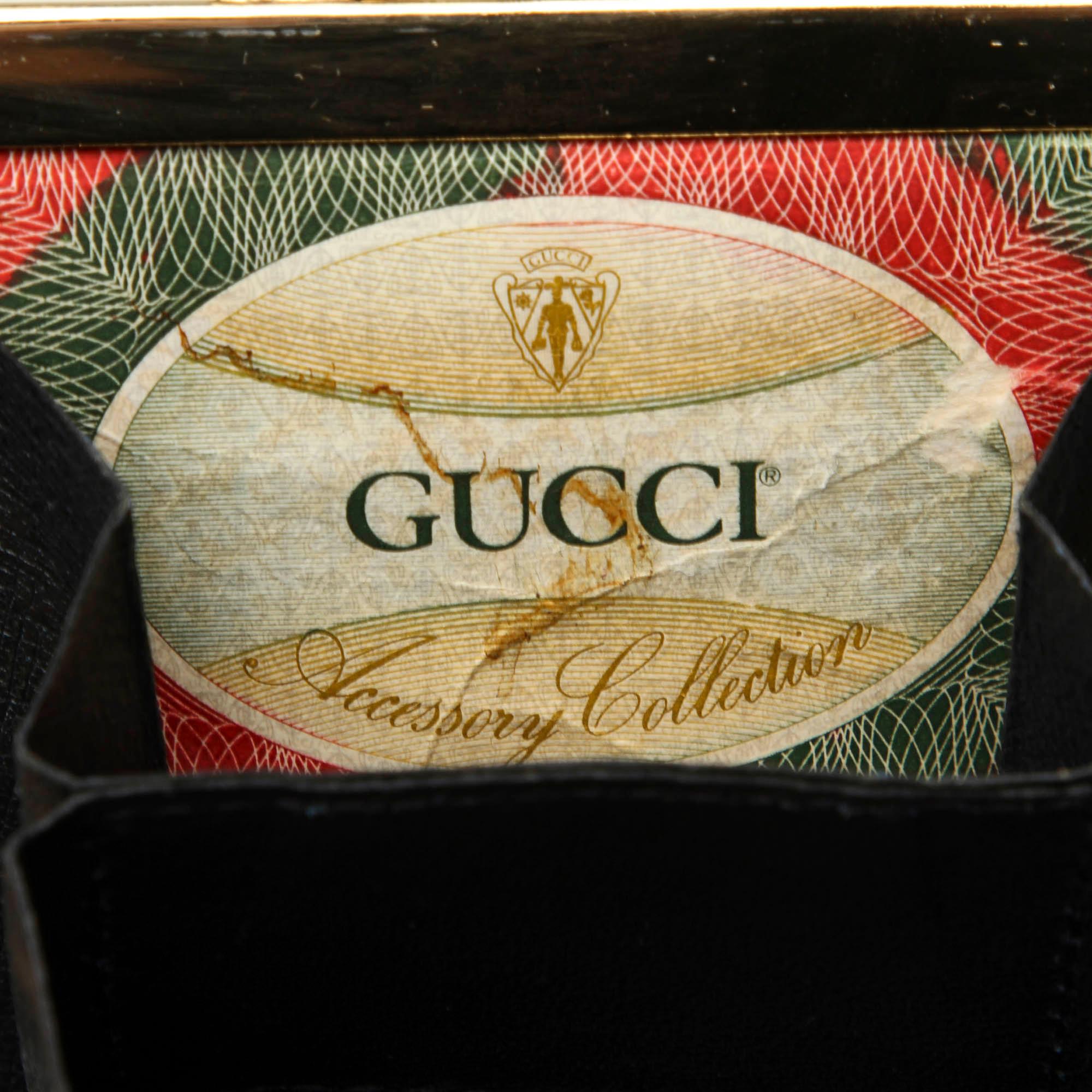 Gucci Gucci Supreme Coin Pouch (SHG-22426)