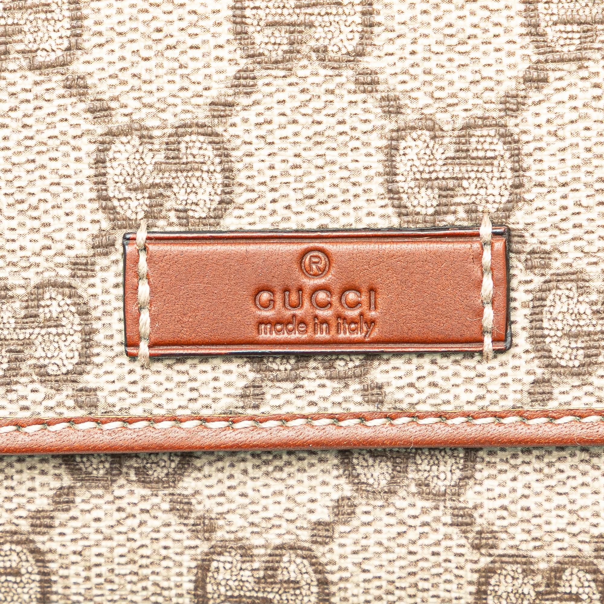 Gucci GG Supreme ContinLBtal Flap Wallet