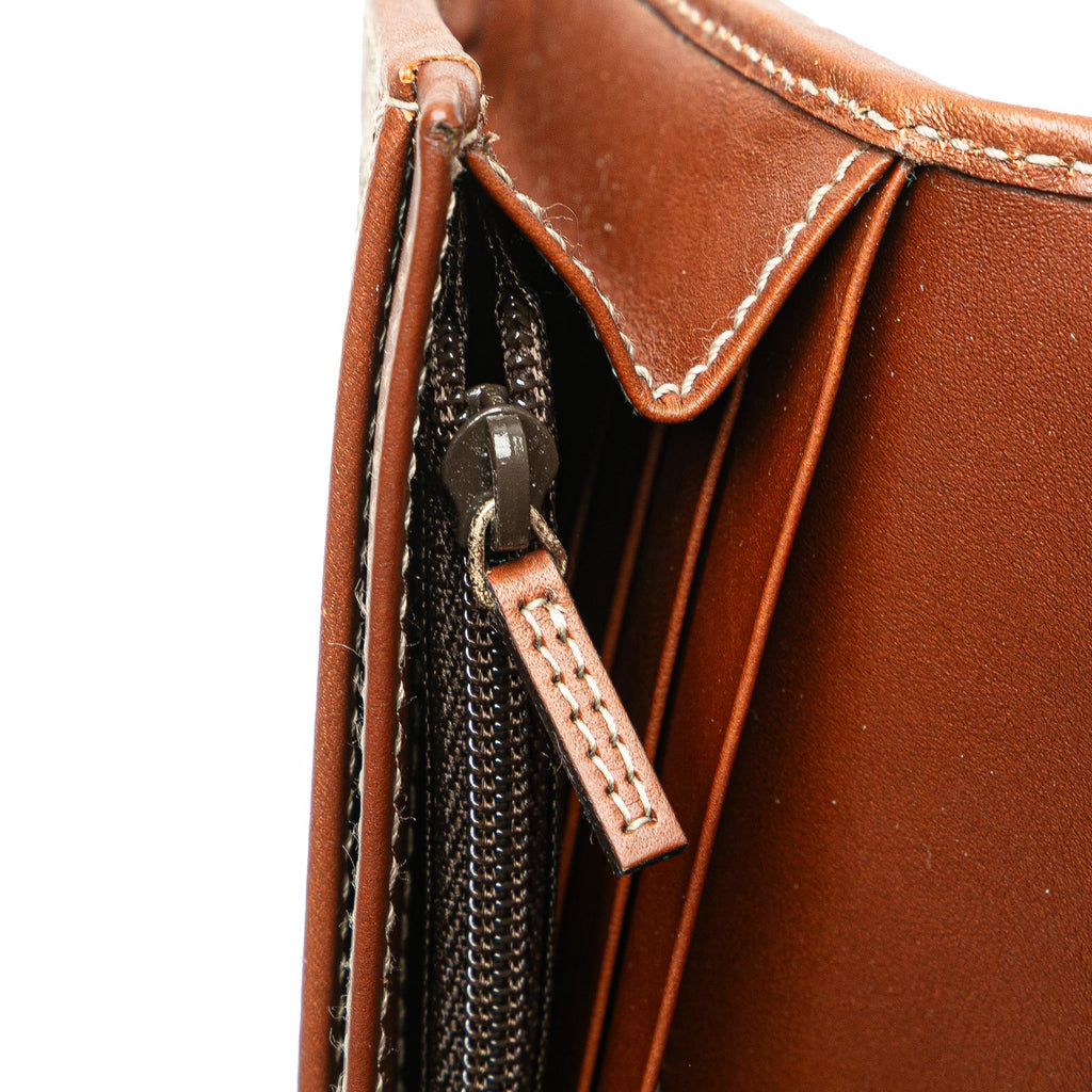 Gucci GG Supreme ContinLBtal Flap Wallet