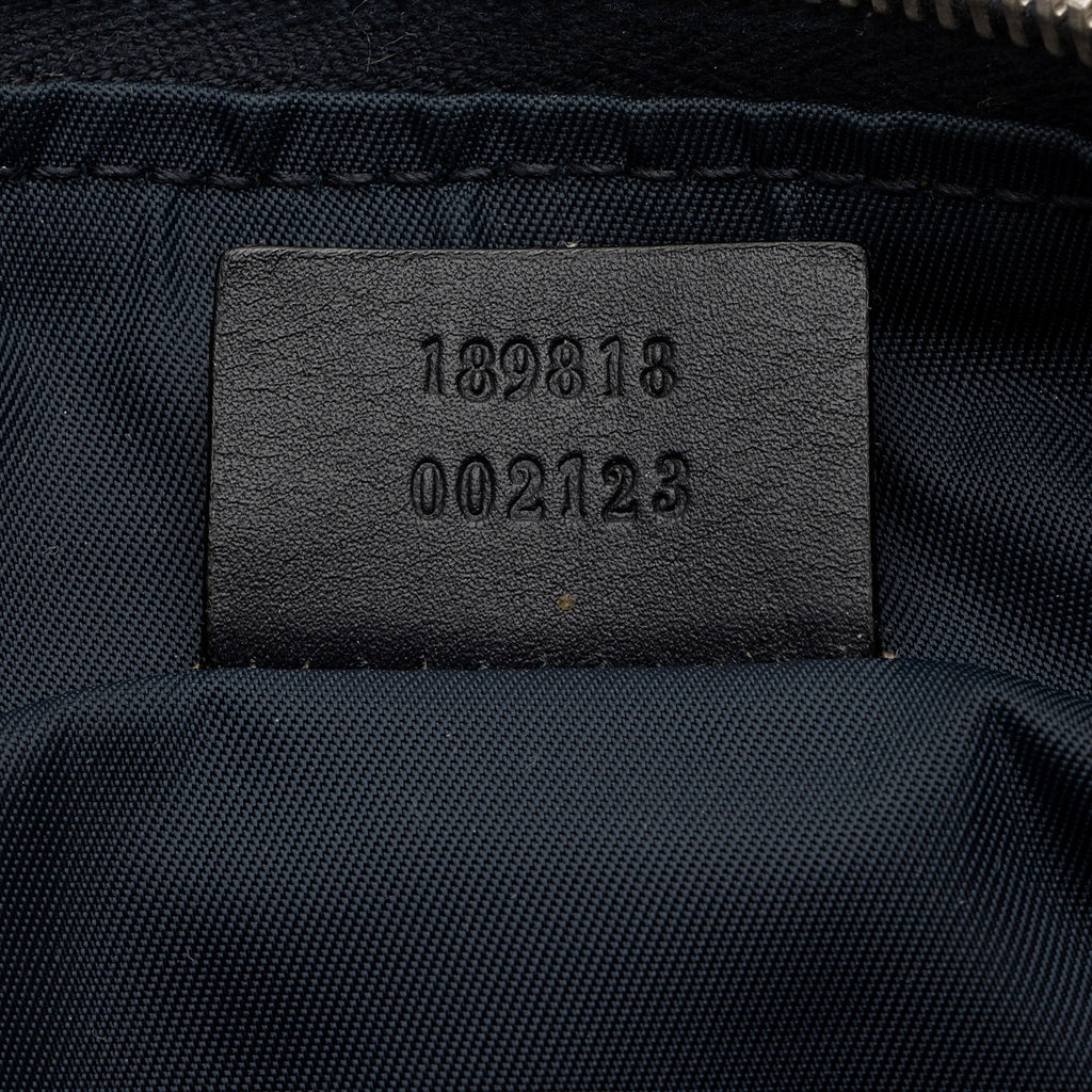 Gucci GG Supreme Cosmetic Case (SHF-g399e7)