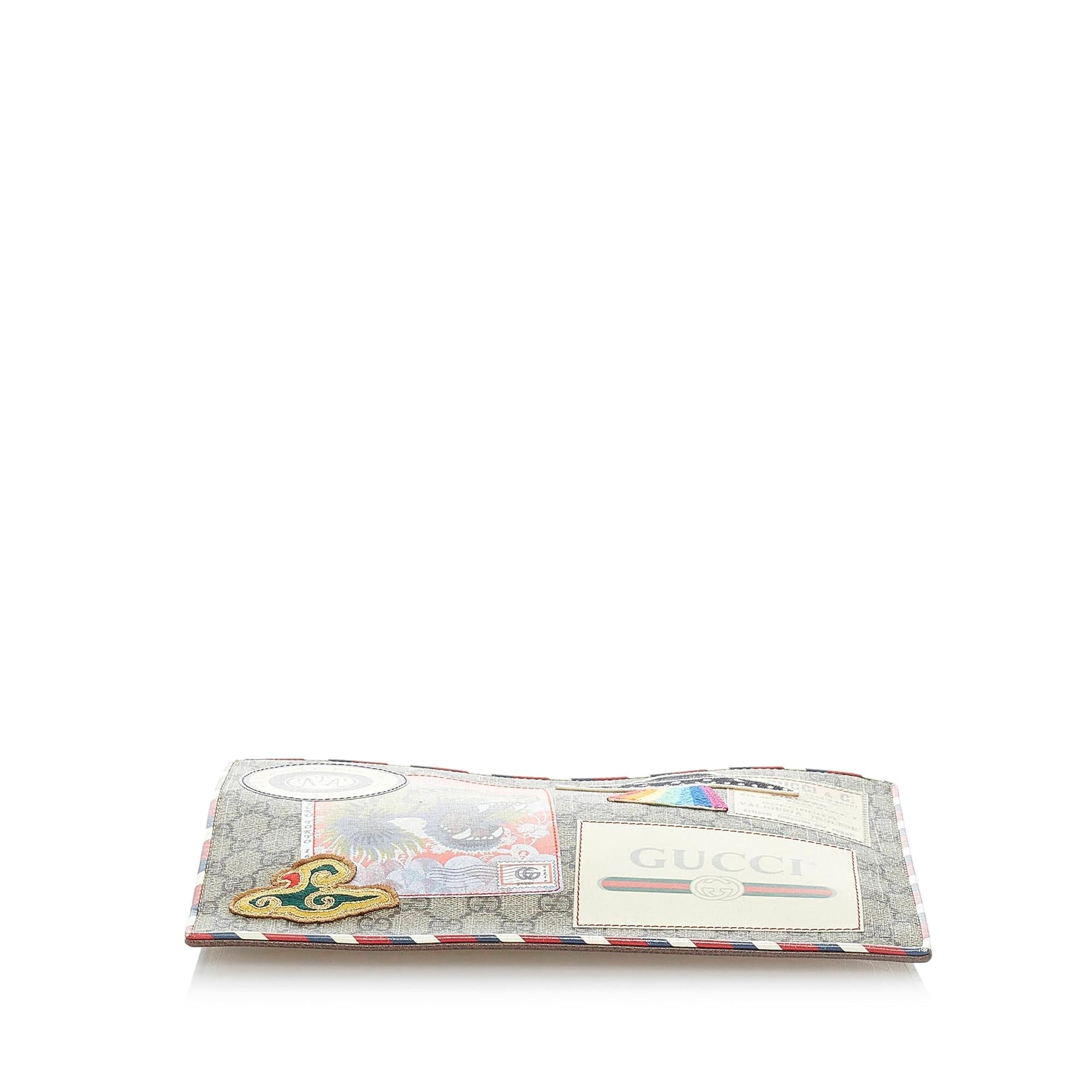 Gucci Gucci Supreme Courrier Clutch Bag (SHG-33451)