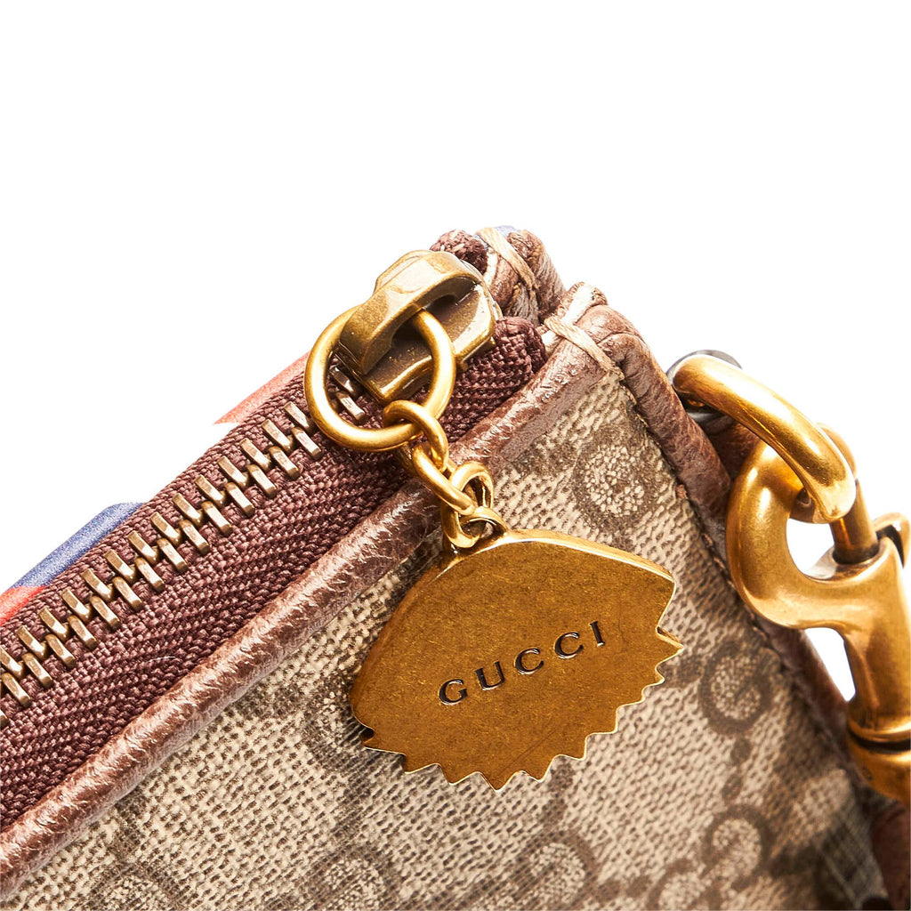 Gucci Gucci Supreme Courrier Clutch Bag (SHG-33451)