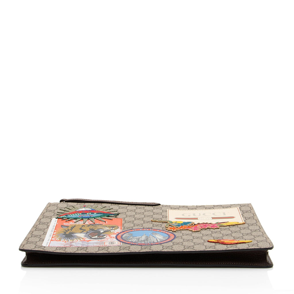 Gucci GG Supreme Courrier Flat MessLBger