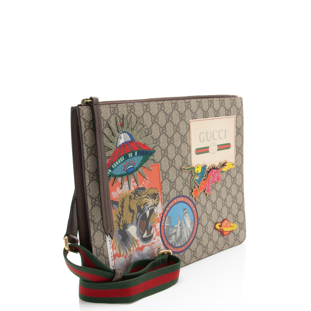 Gucci GG Supreme Courrier Flat MessLBger