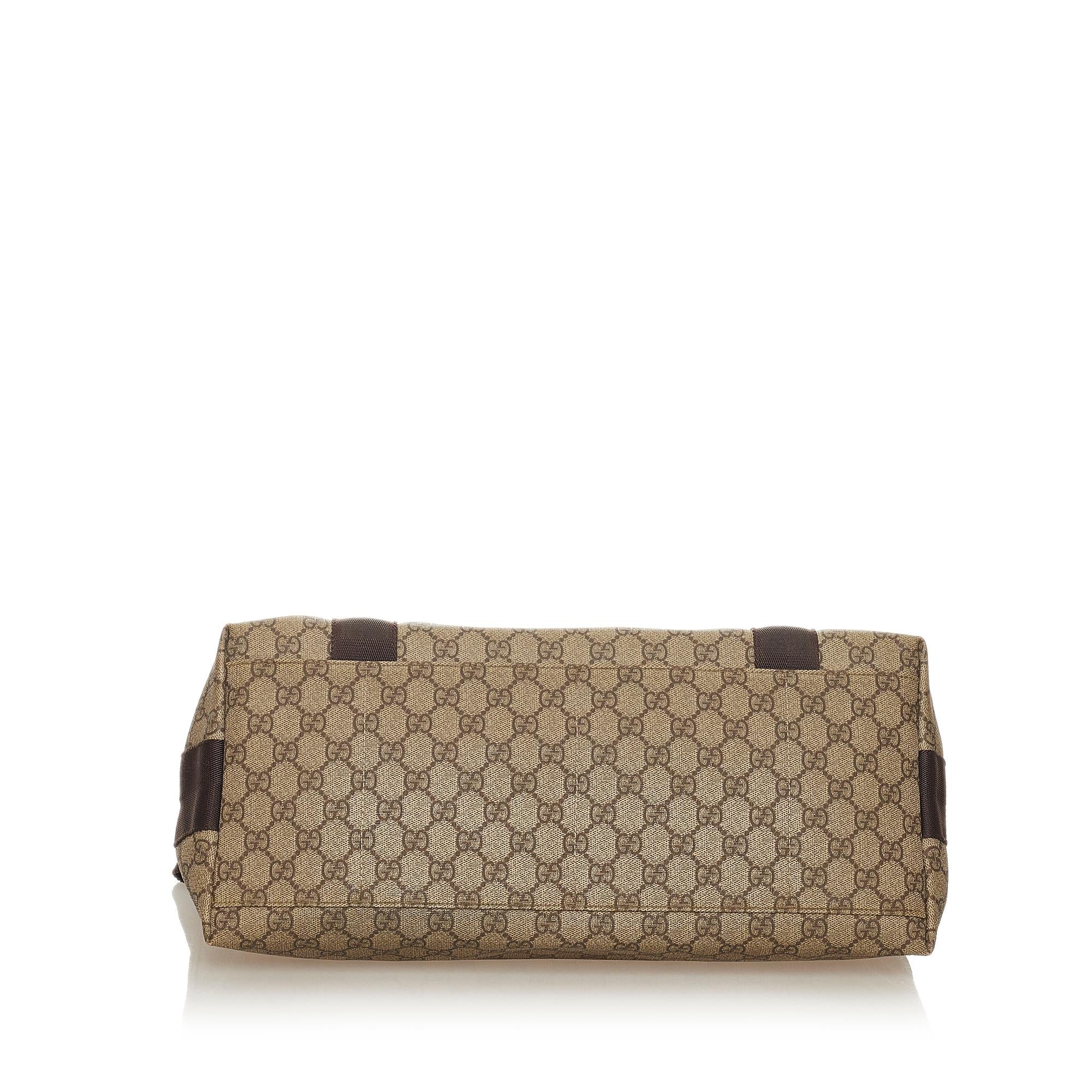 Gucci Gucci Supreme Crossbody Bag (SHG-27645)